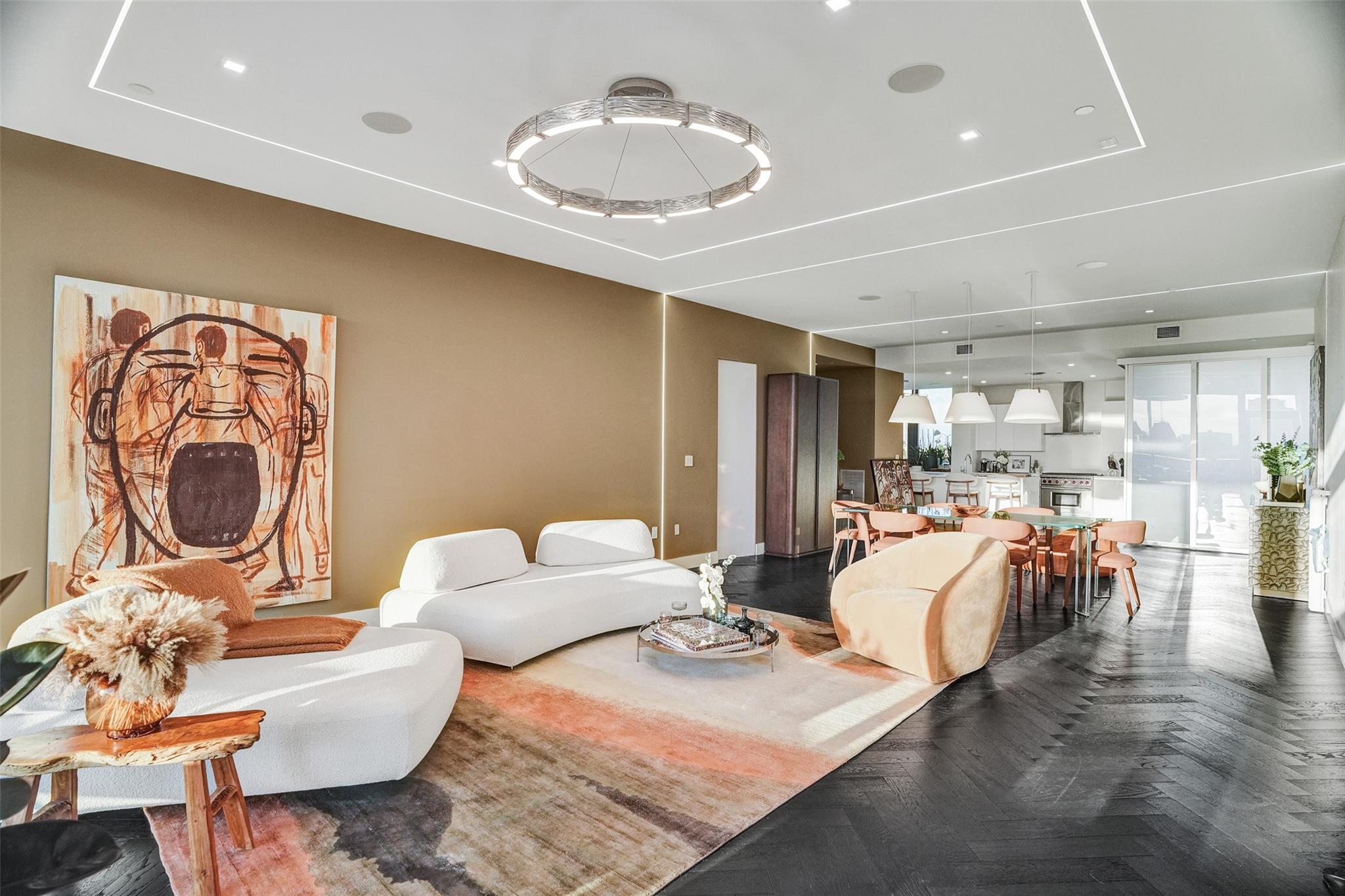 20 Isle Of Venice Dr, Penthouse 2 Property Photo 3