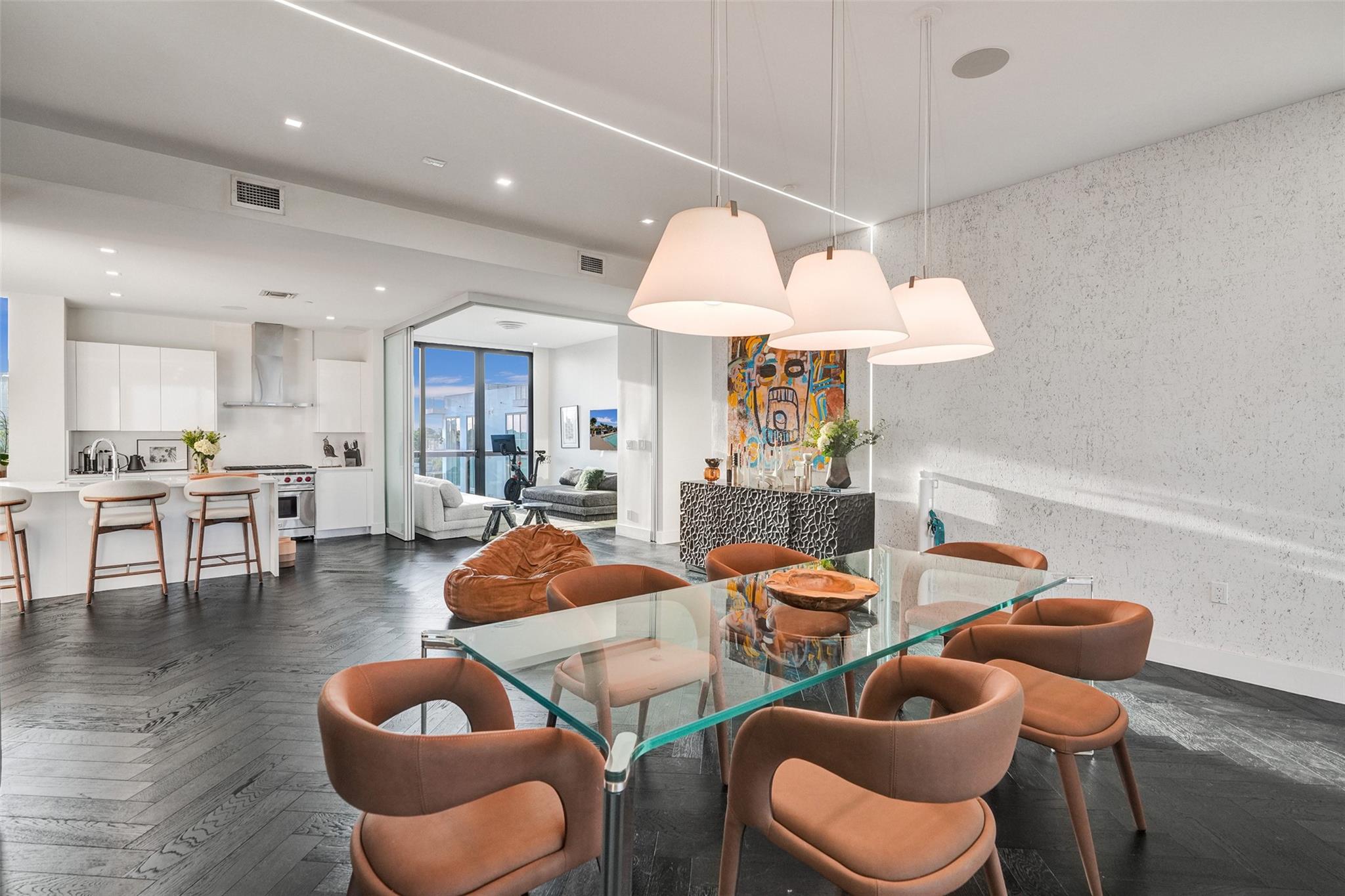 20 Isle Of Venice Dr, Penthouse 2 Property Photo 5