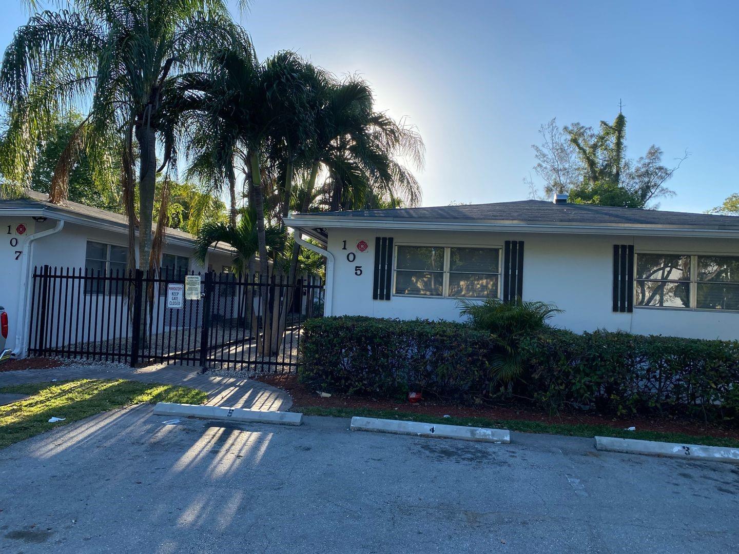 107 SW 18th Ave 8