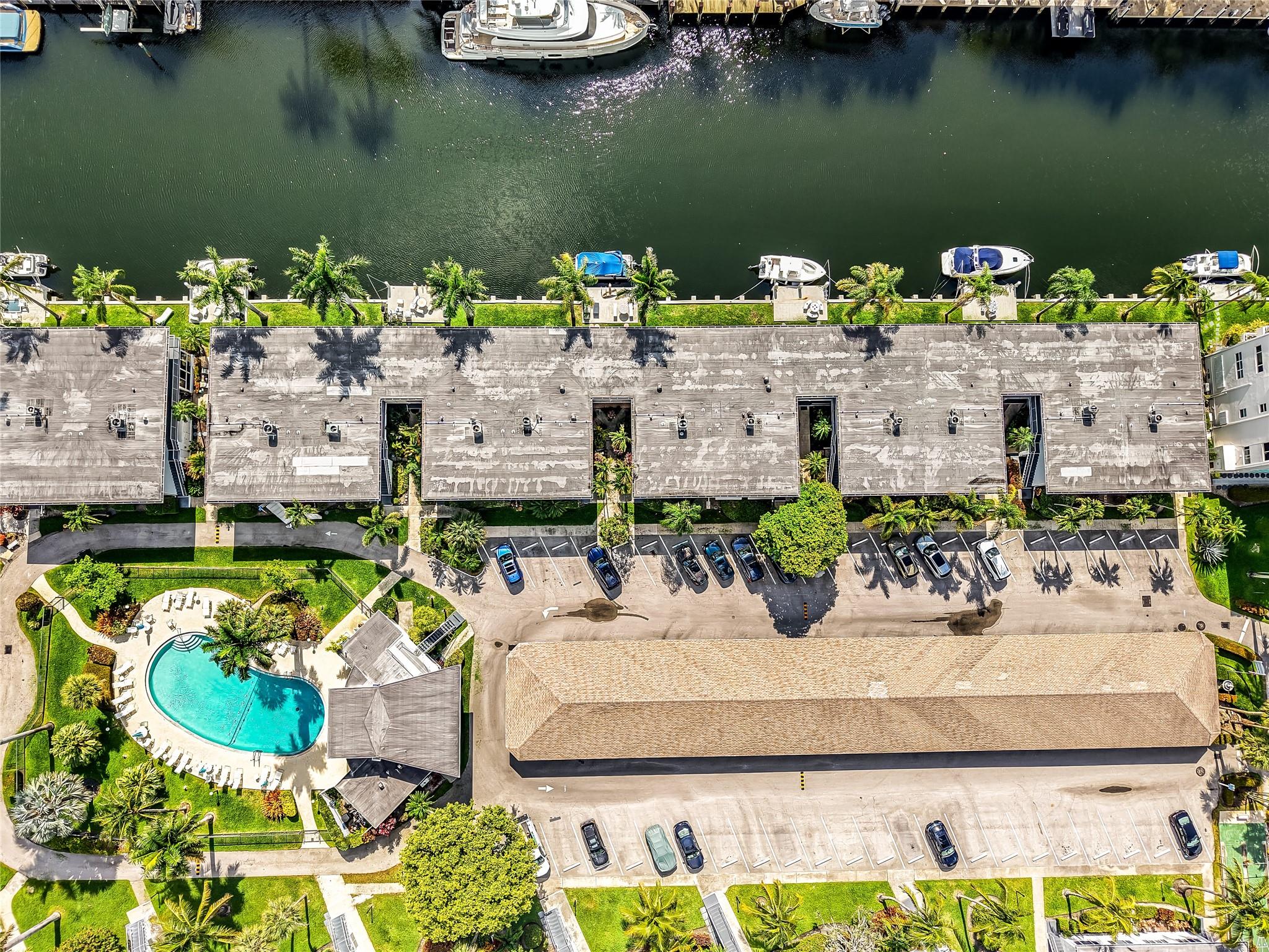 180 Isle Of Venice Dr 127 Property Photo 1