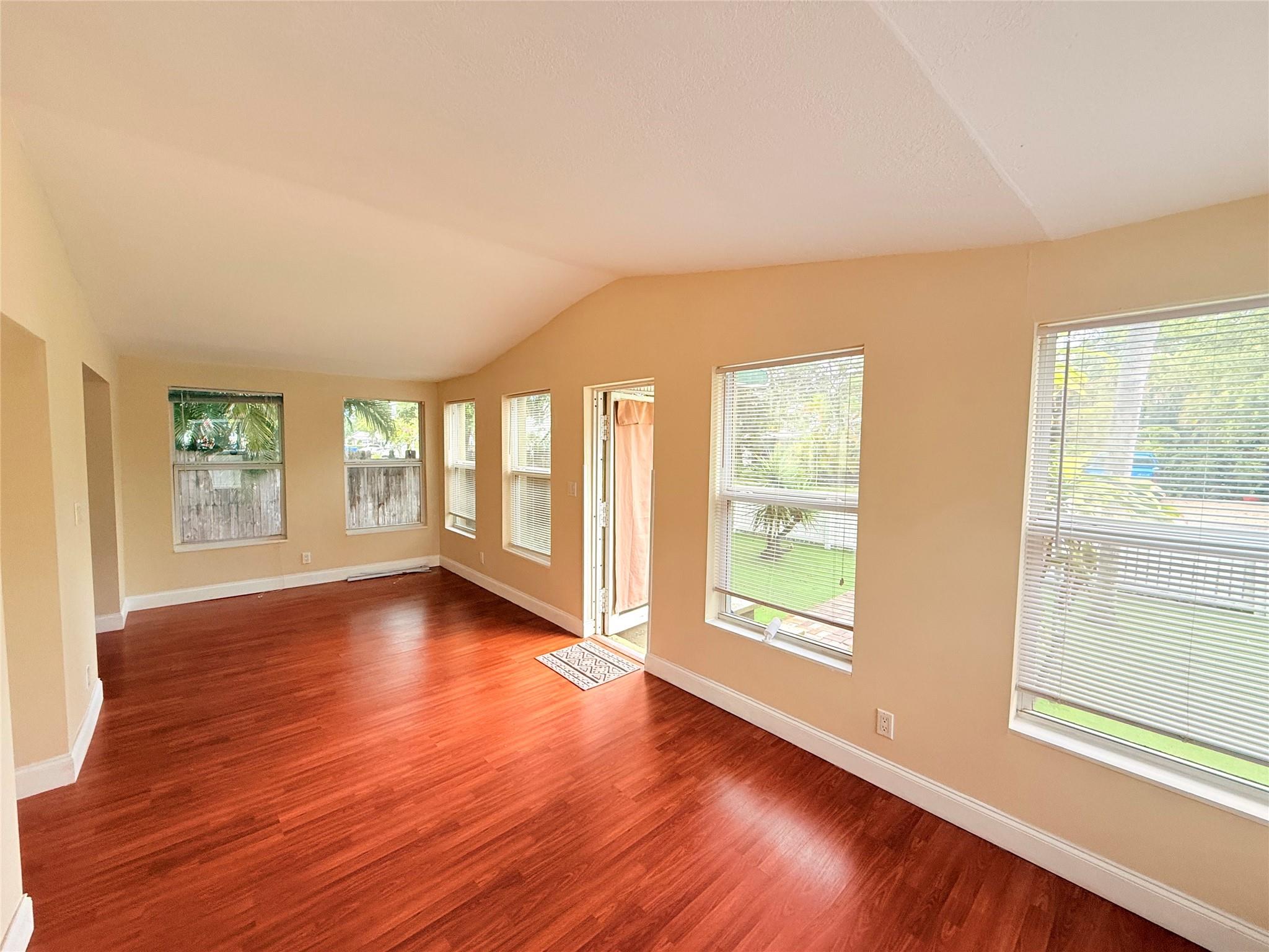 828 W Las Olas Blvd Property Photo 3