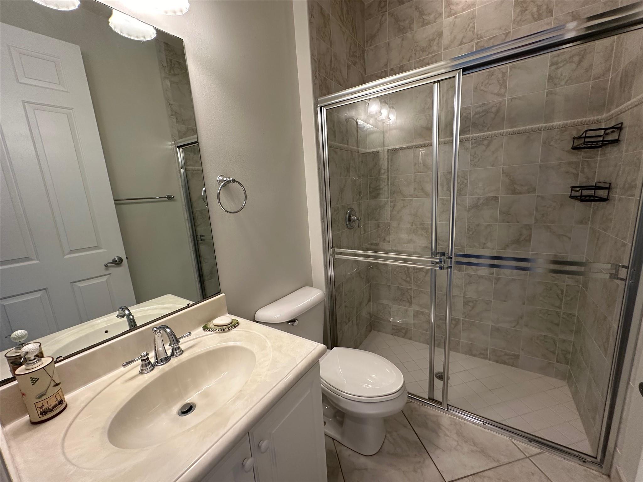 6204 Thames Place Property Photo 16