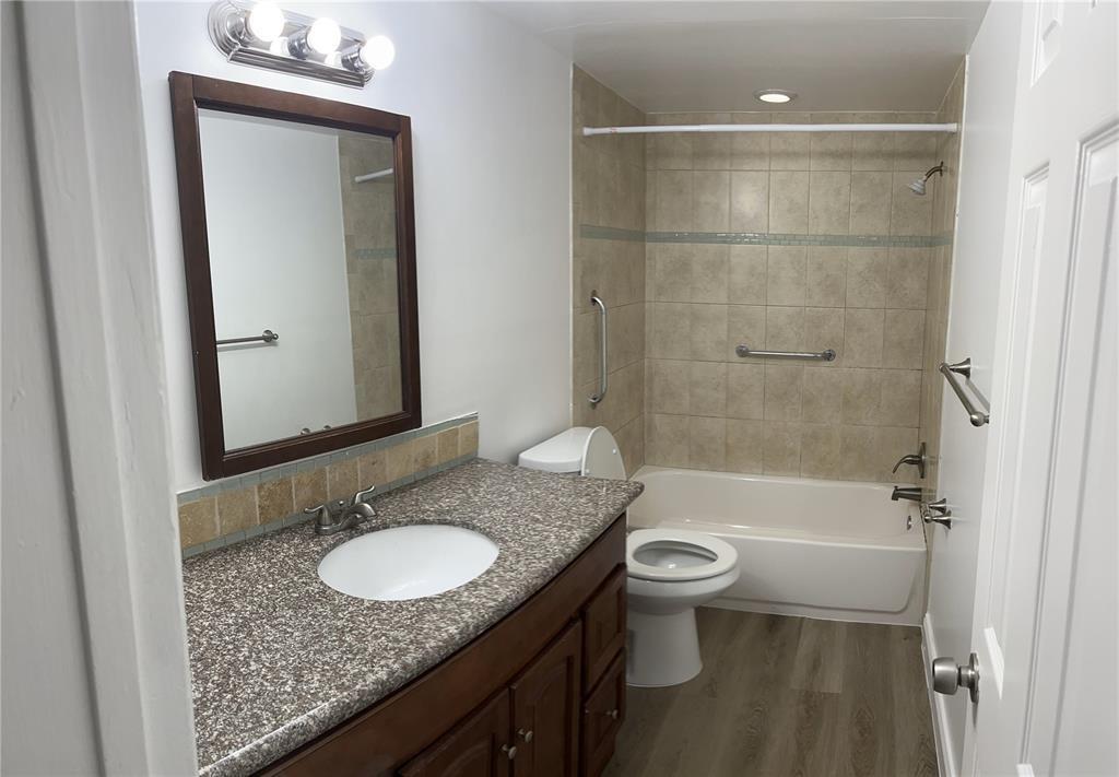 1916 Sw 11th St 30 Property Photo 16