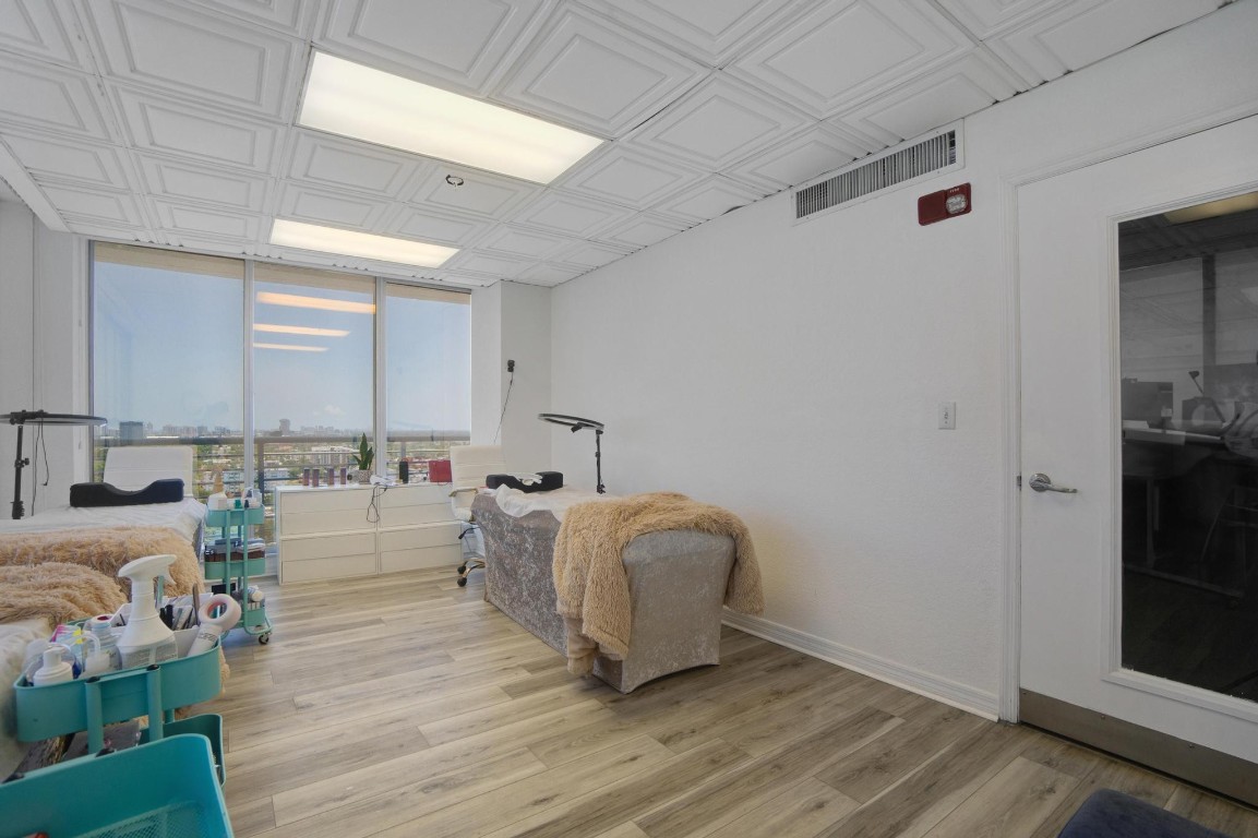 1720 E Harrison Street 18-a Property Photo 10
