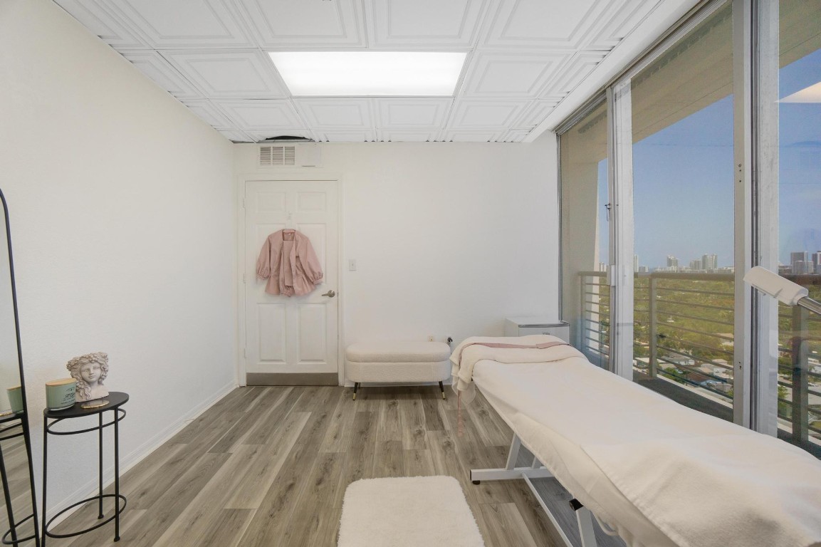 1720 E Harrison Street 18-a Property Photo 21