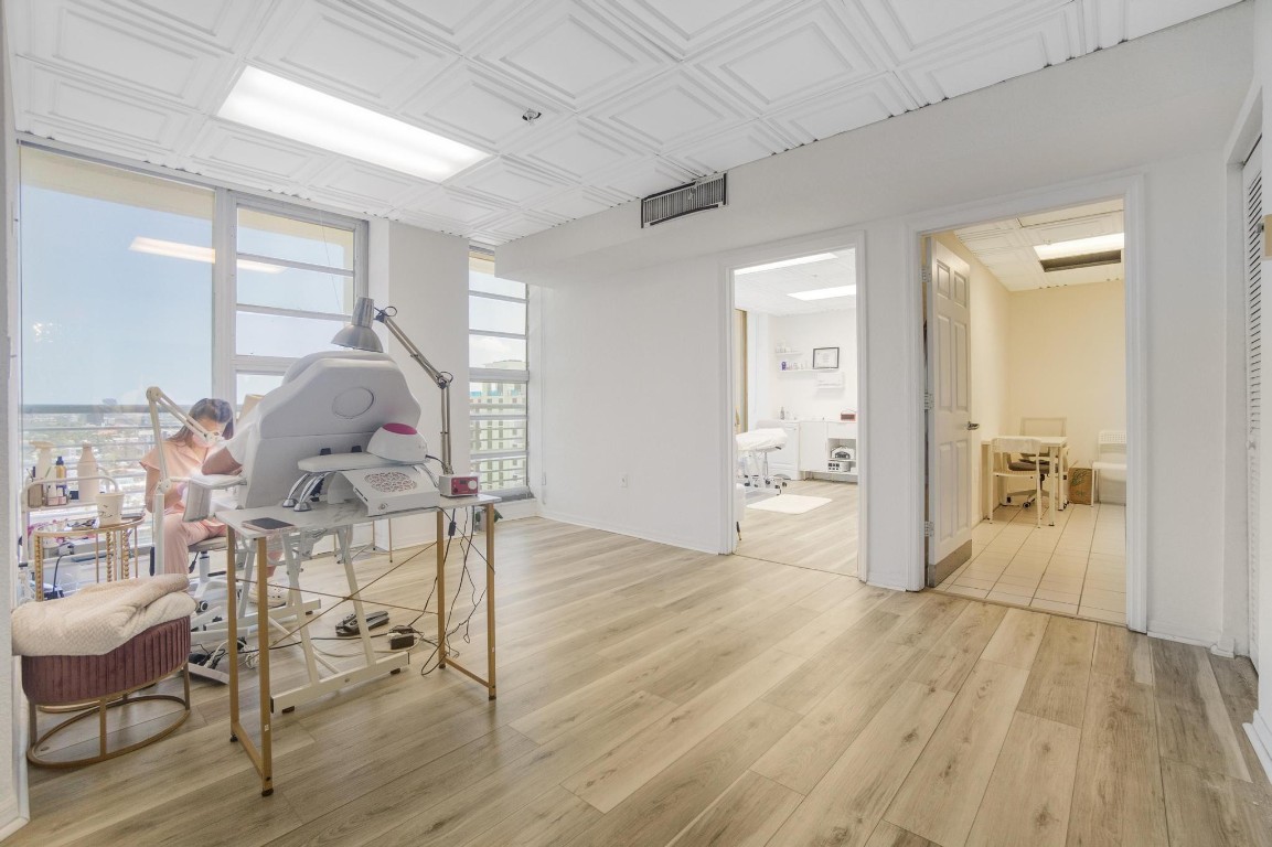 1720 E Harrison Street 18-a Property Photo 24