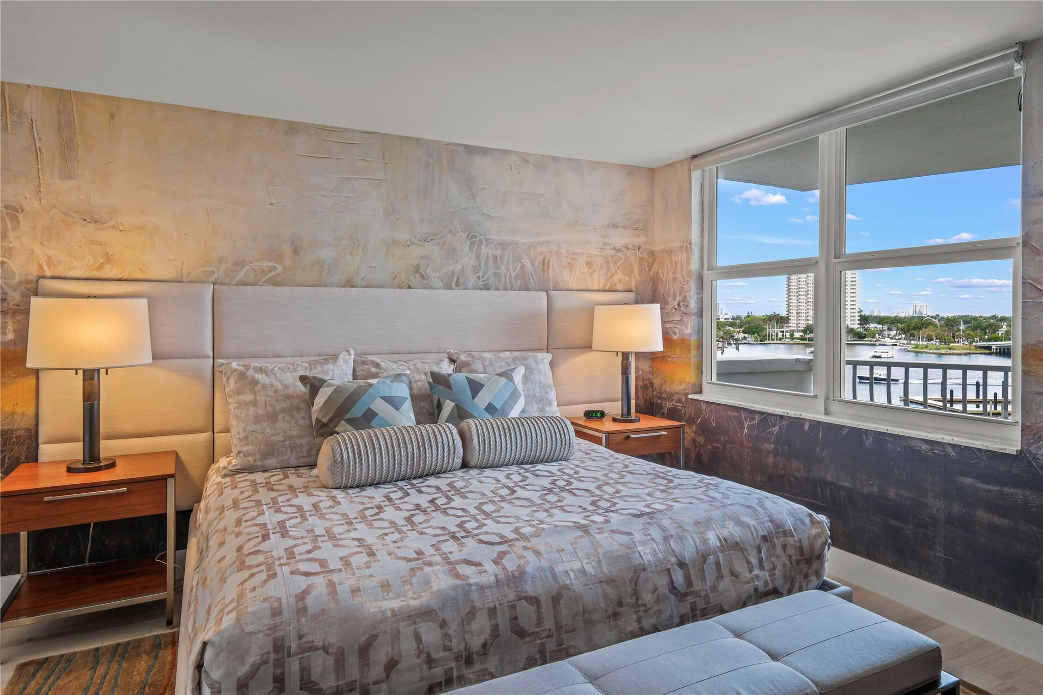 1 Las Olas Circle 503 Property Photo 9