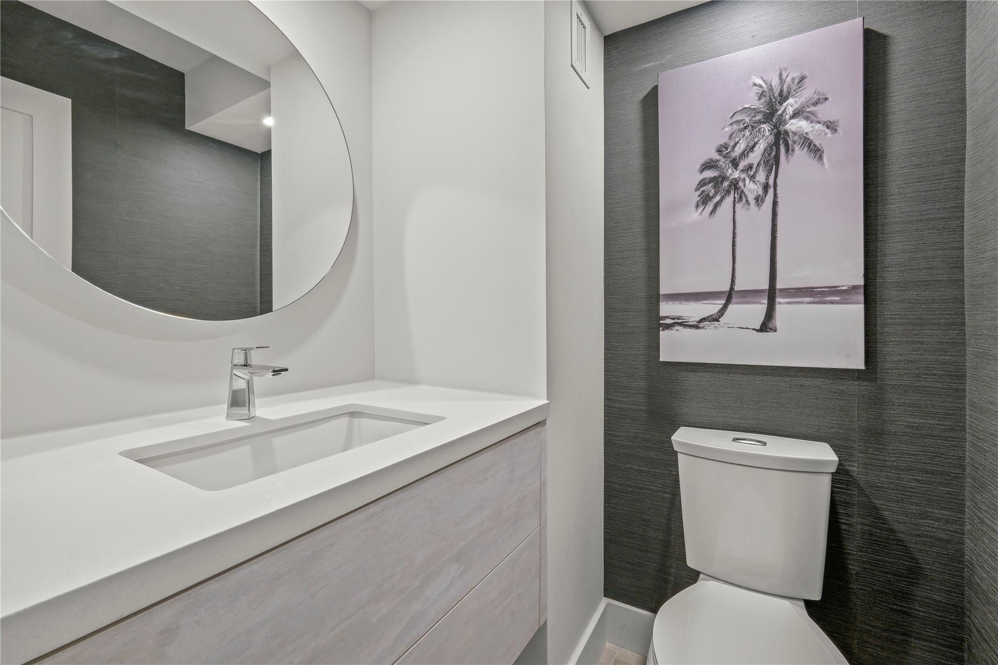 1 Las Olas Circle 503 Property Photo 17