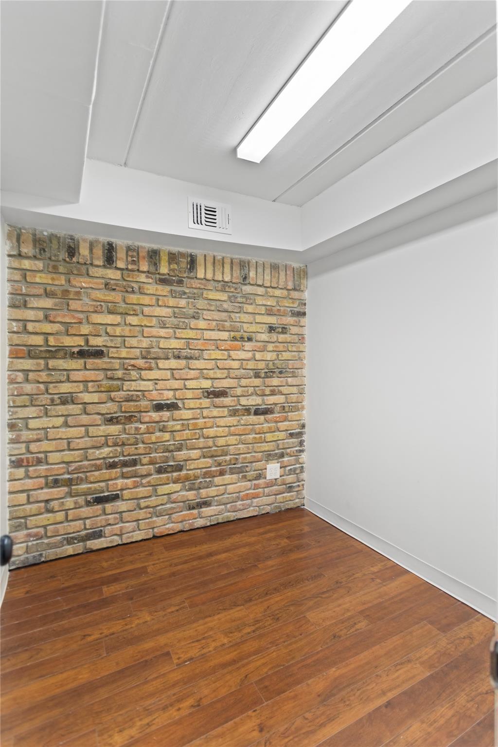 1771 Blount Road 208 Property Photo 30