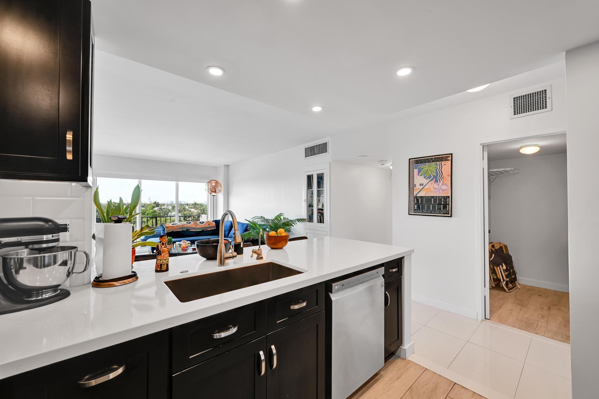 2500 E Las Olas Blvd 603 Property Photo 12
