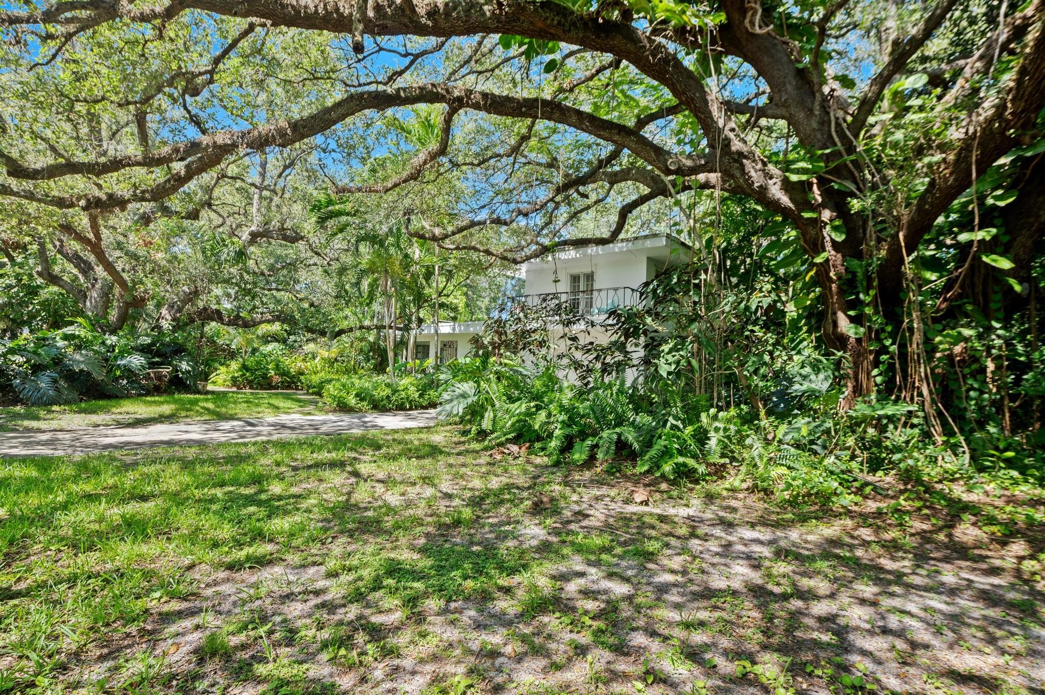 5180 Sw 28th Ter Property Photo 4