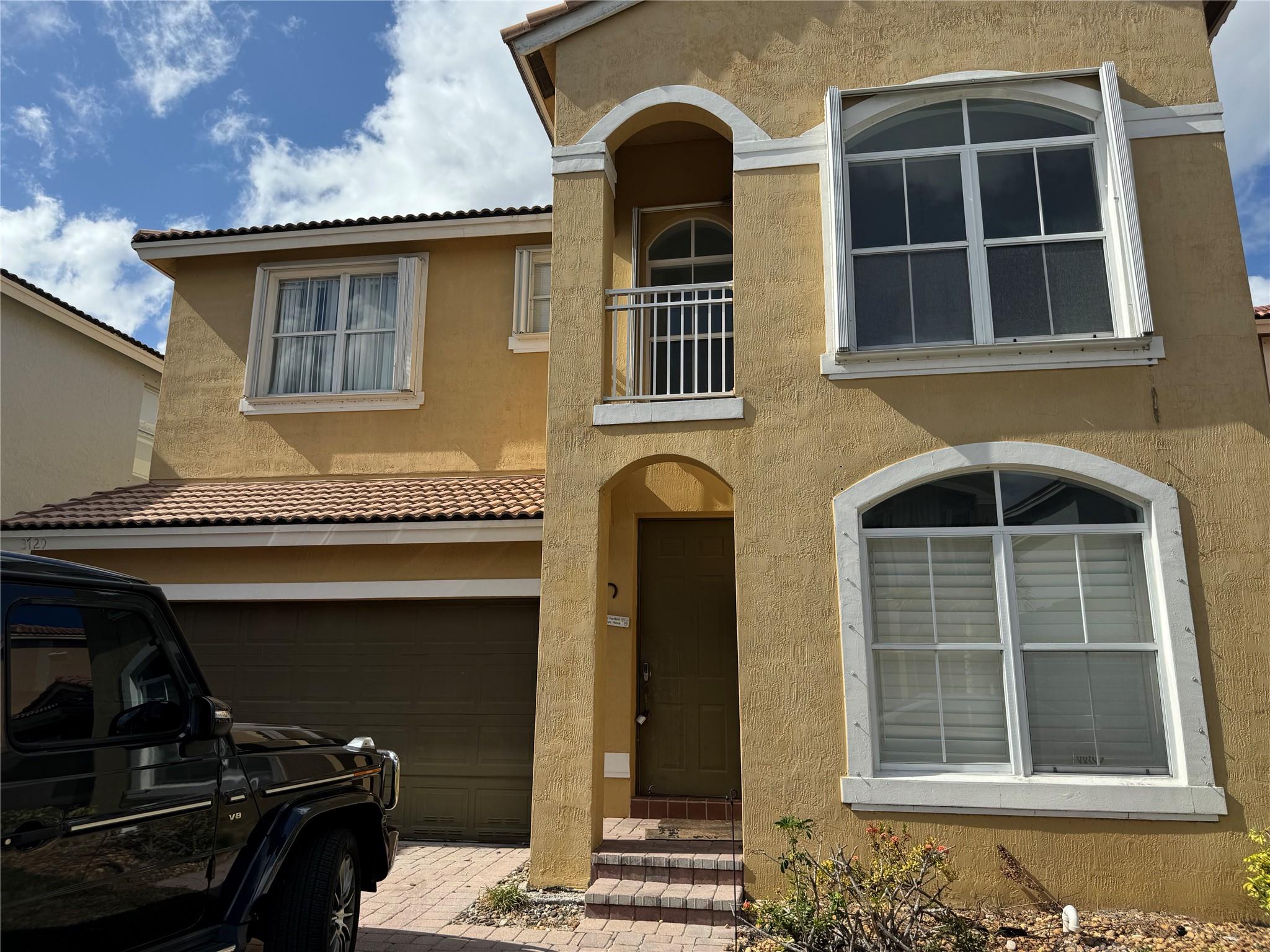 F10507693 Property Photo 1