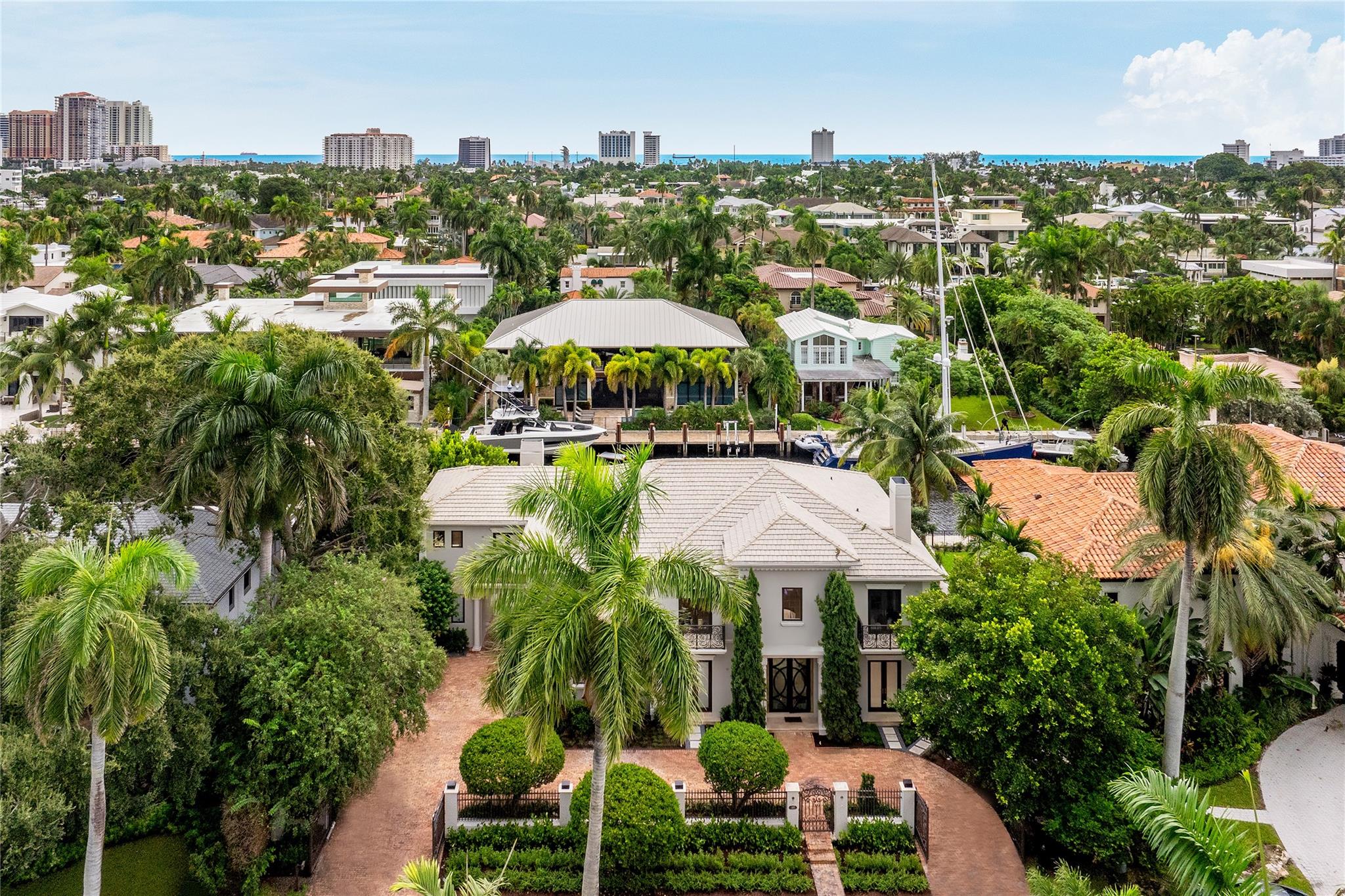 620 Coral Way Property Photo 1