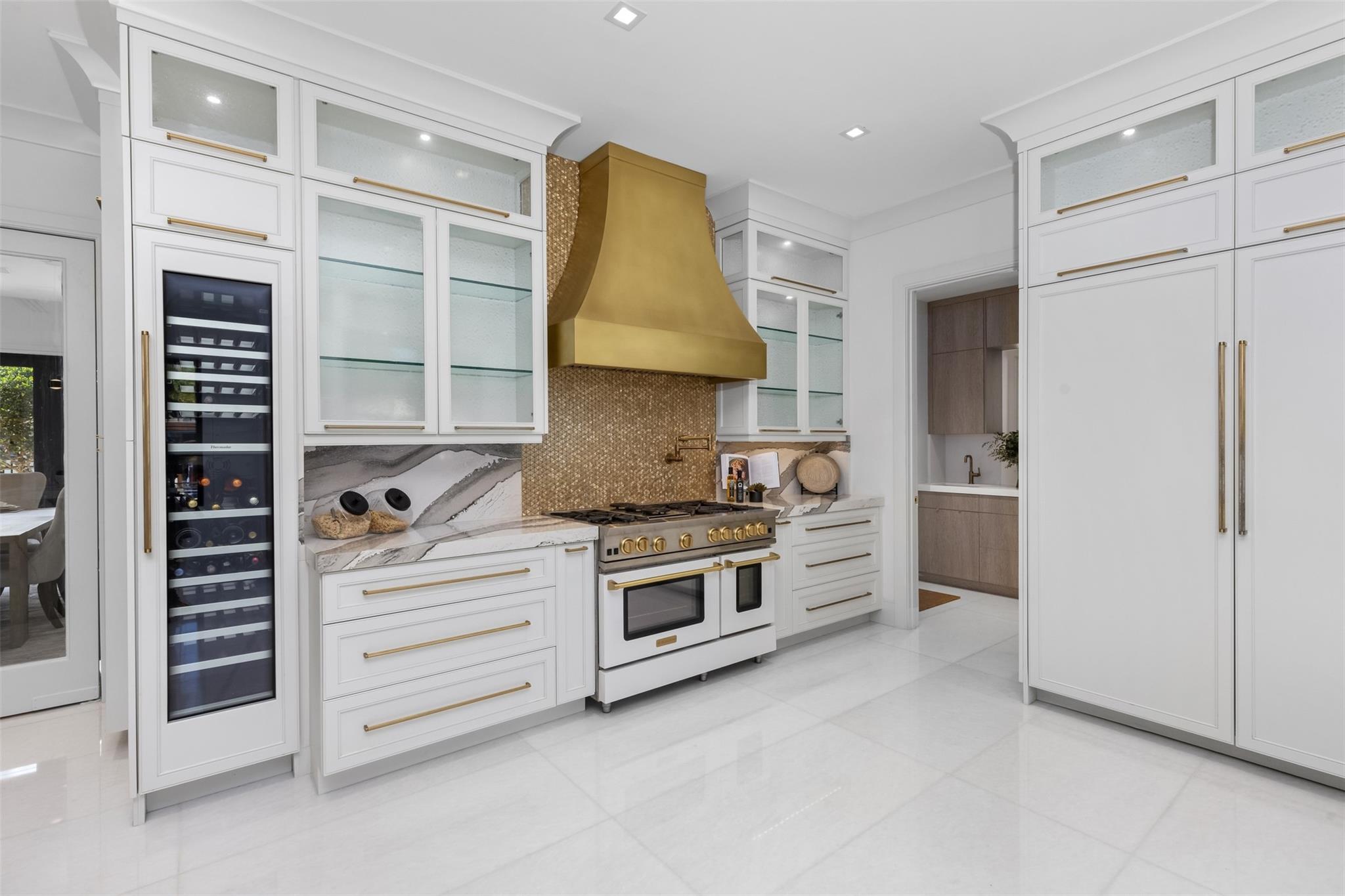 620 Coral Way Property Photo 13