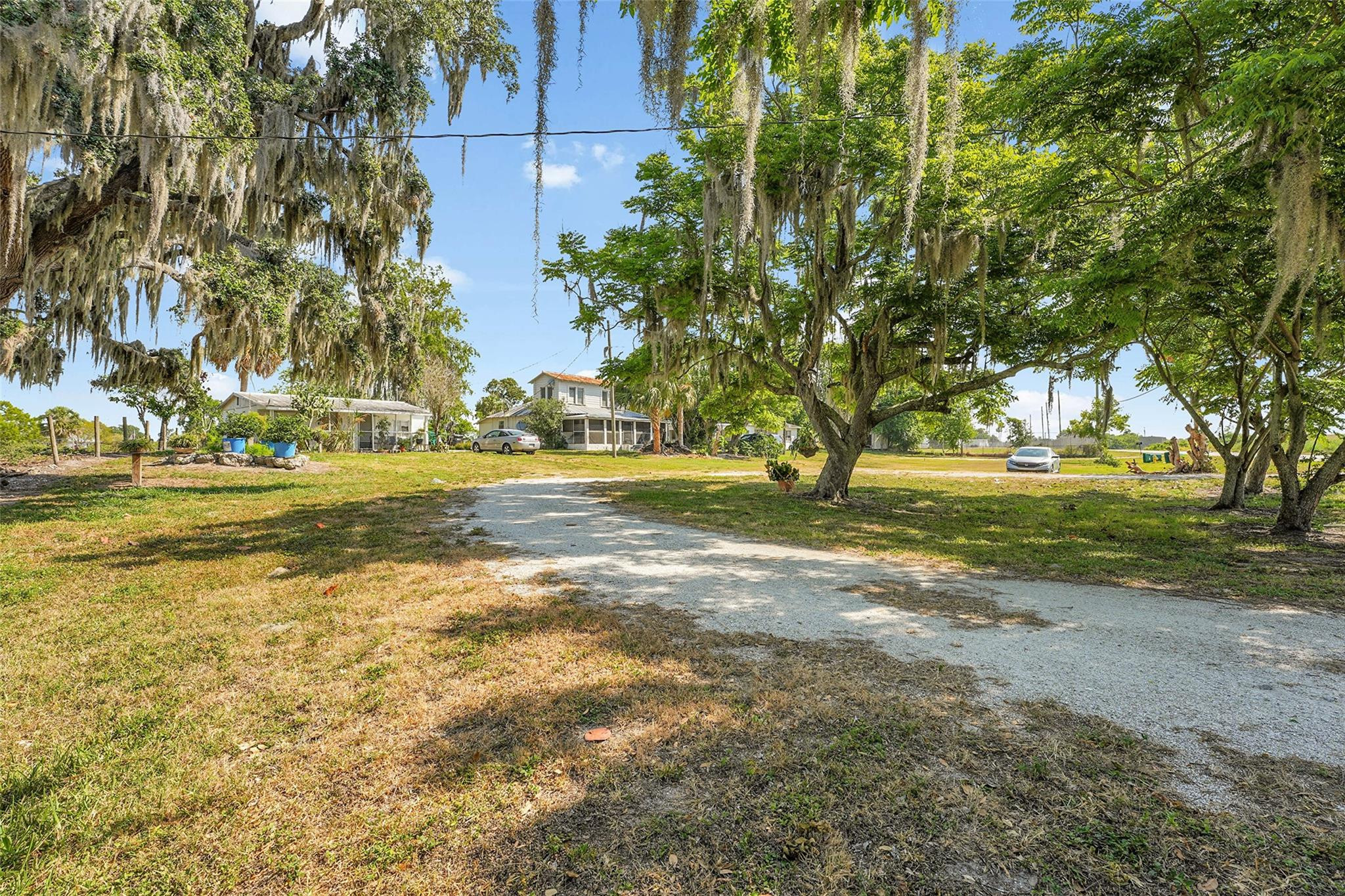 672 State Road 78 Property Photo 7
