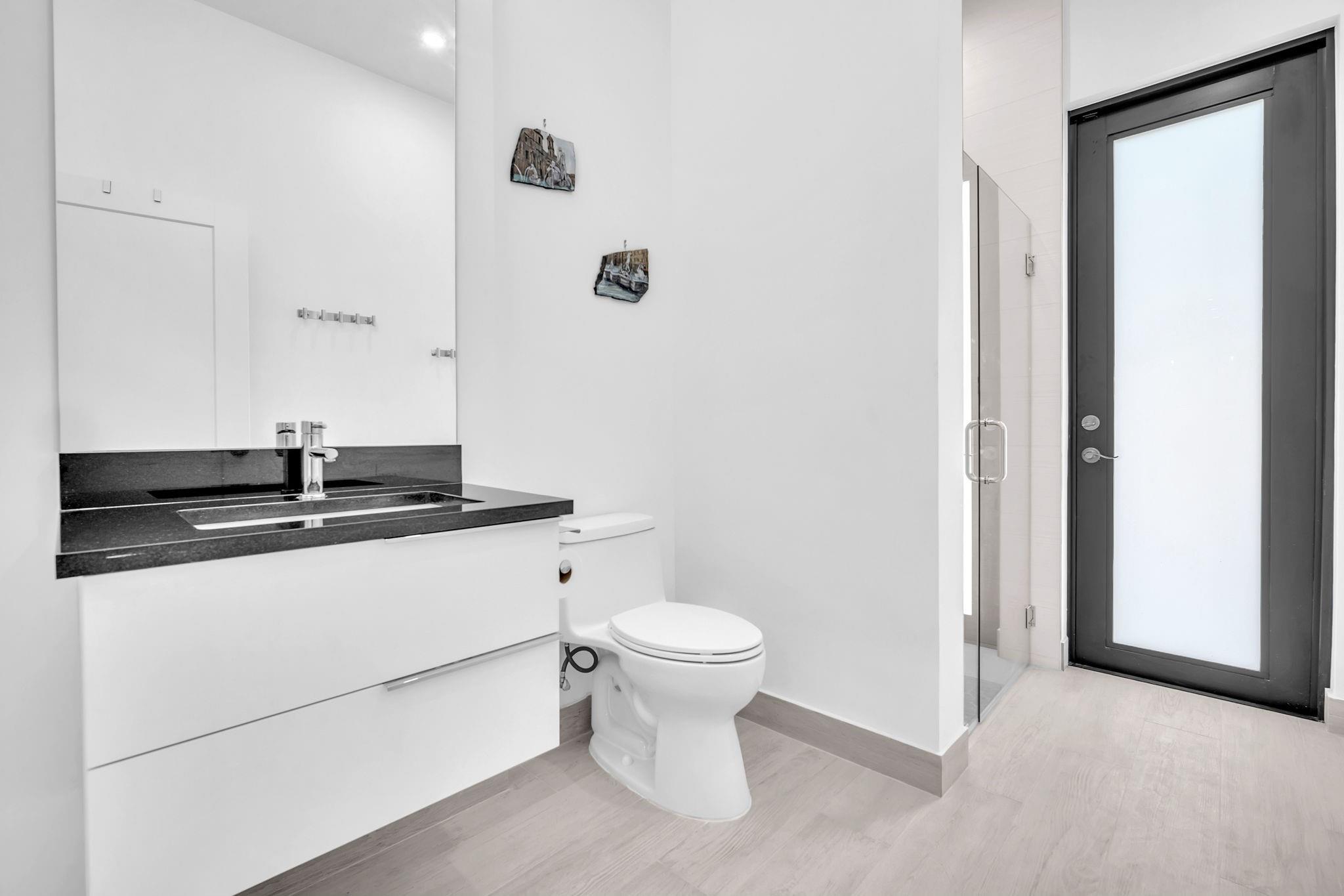 5827 Brookfield Cir W Property Photo 43