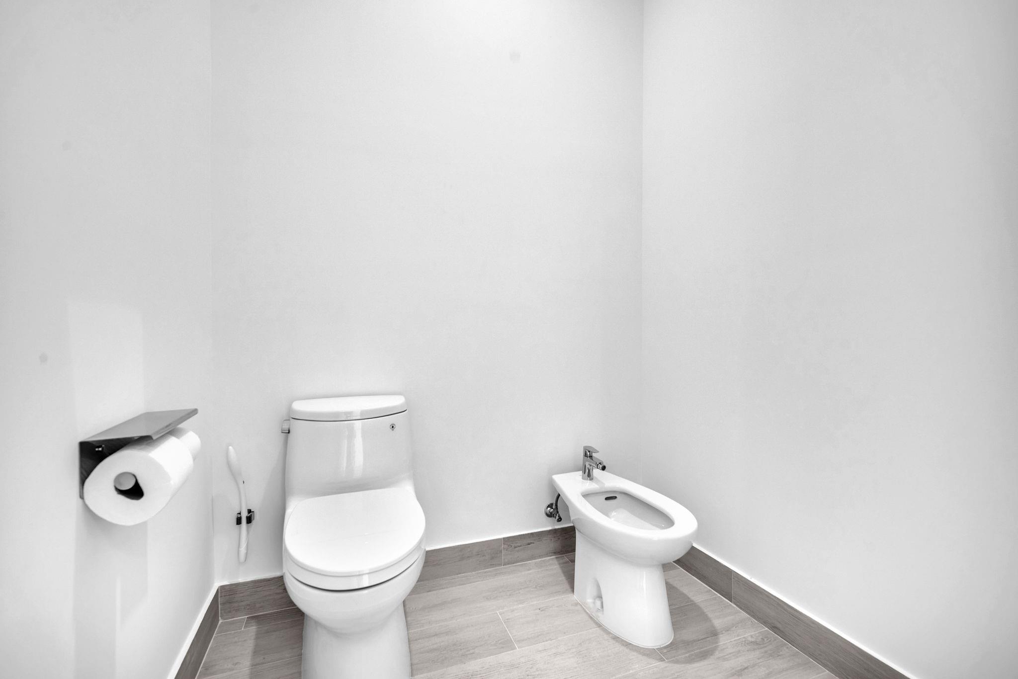 5827 Brookfield Cir W Property Photo 73