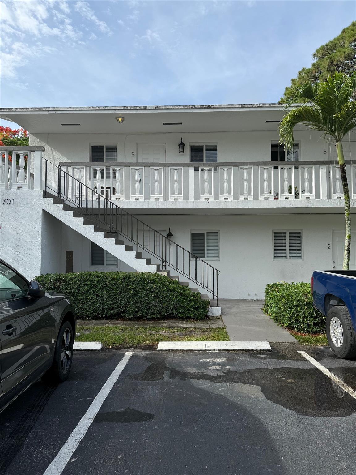 701 Sw 14th Ave 5 Property Photo 1