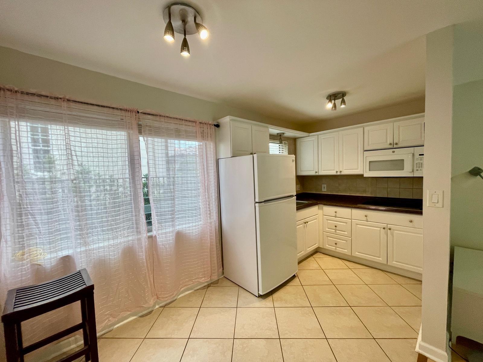 77 Hendricks Isle 3 Property Photo 4