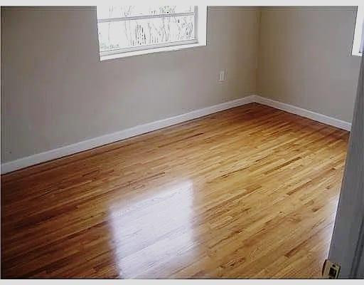 236 E 56th Street Property Photo 6