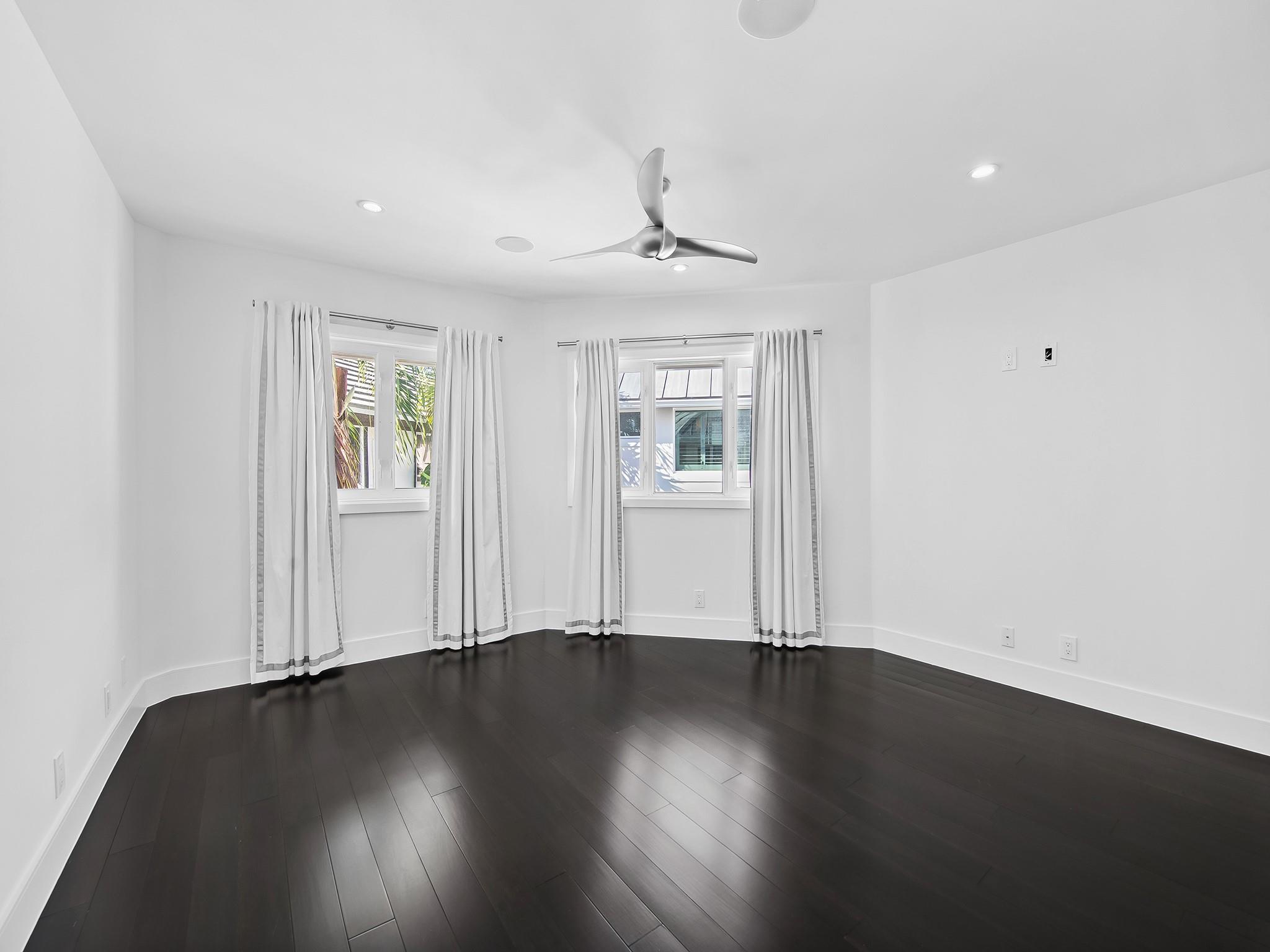 1425 Ponce De Leon Dr Property Photo 34