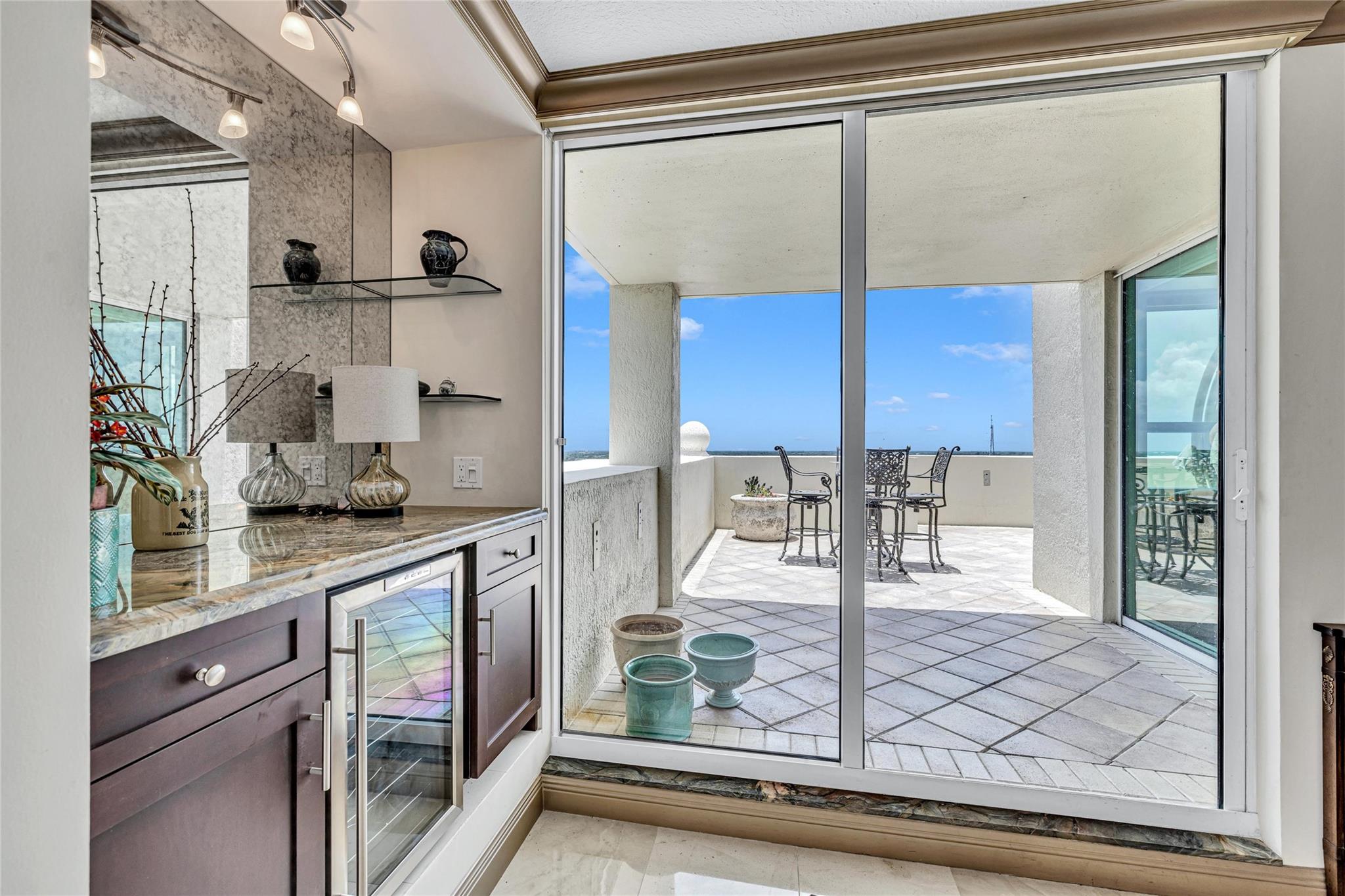 610 W Las Olas Blvd 1911n Property Photo 11