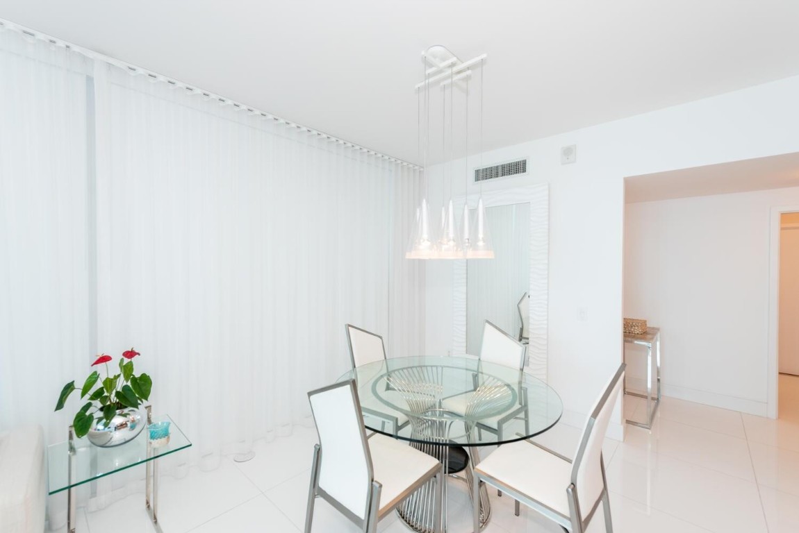 6899 Collins Avenue 908 Property Photo 5