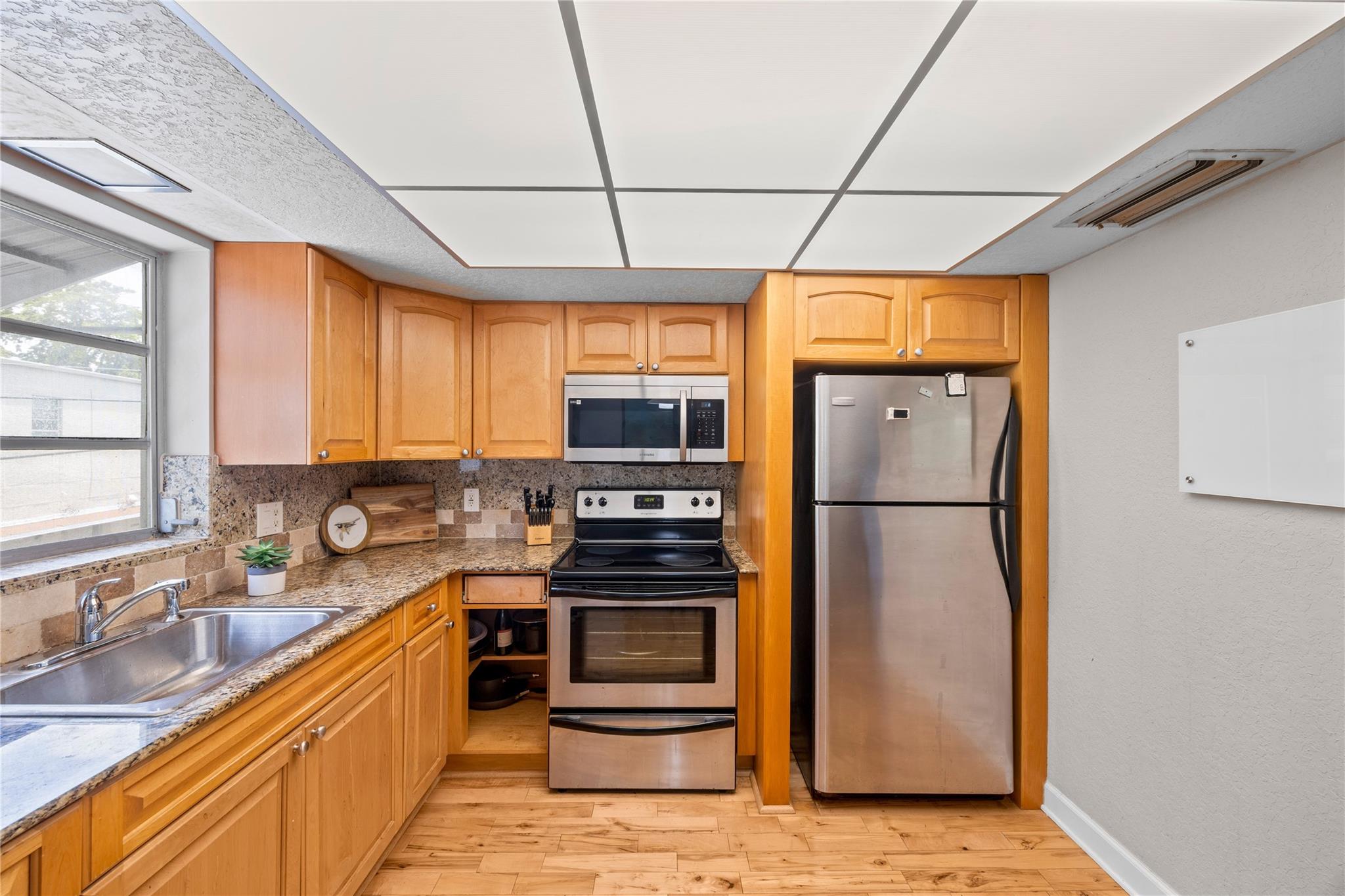 3847 S Circle Dr 11 Property Photo 10