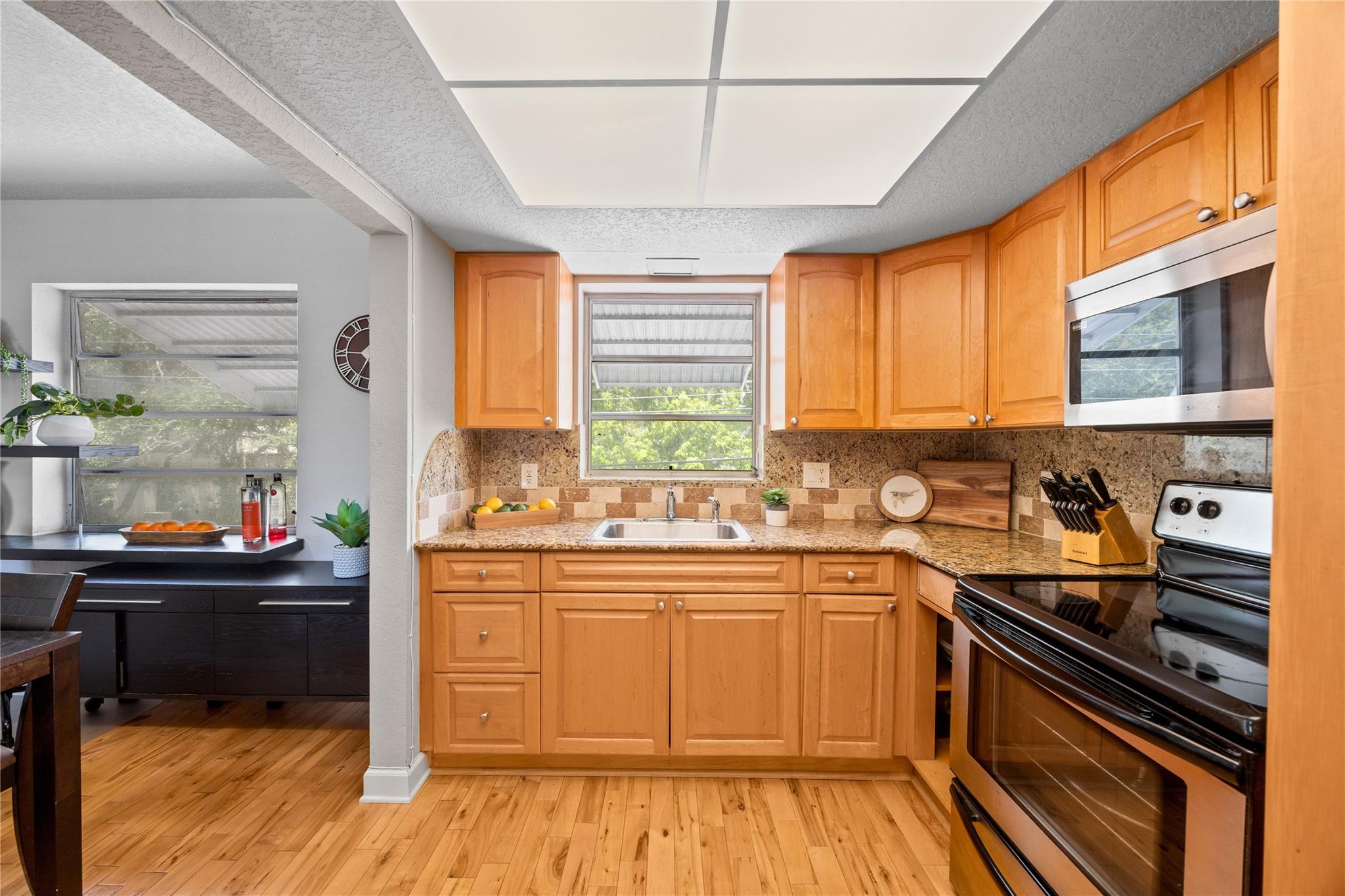 3847 S Circle Dr 11 Property Photo 11