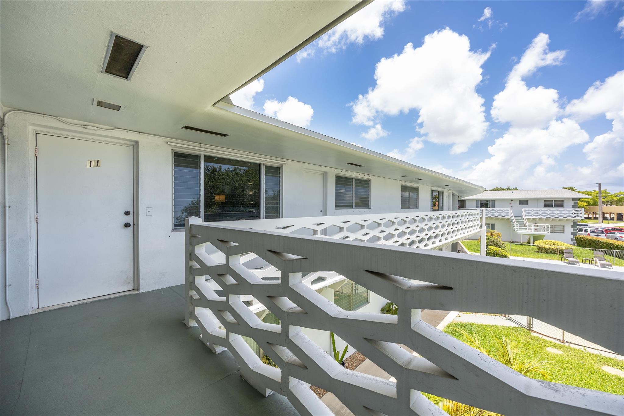 3847 S Circle Dr 11 Property Photo 23