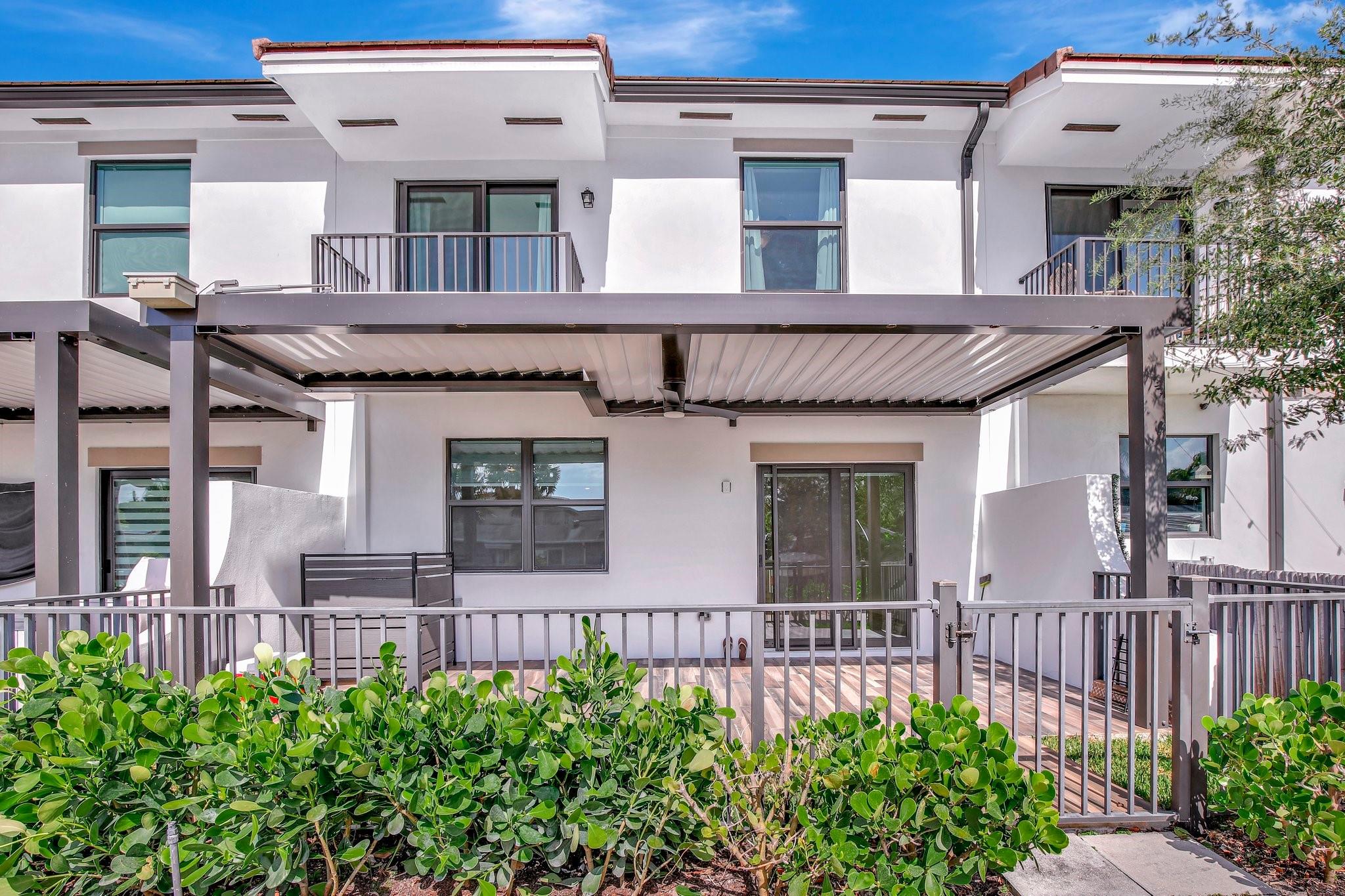 4444 E Aqua Bella Ln Property Photo 4