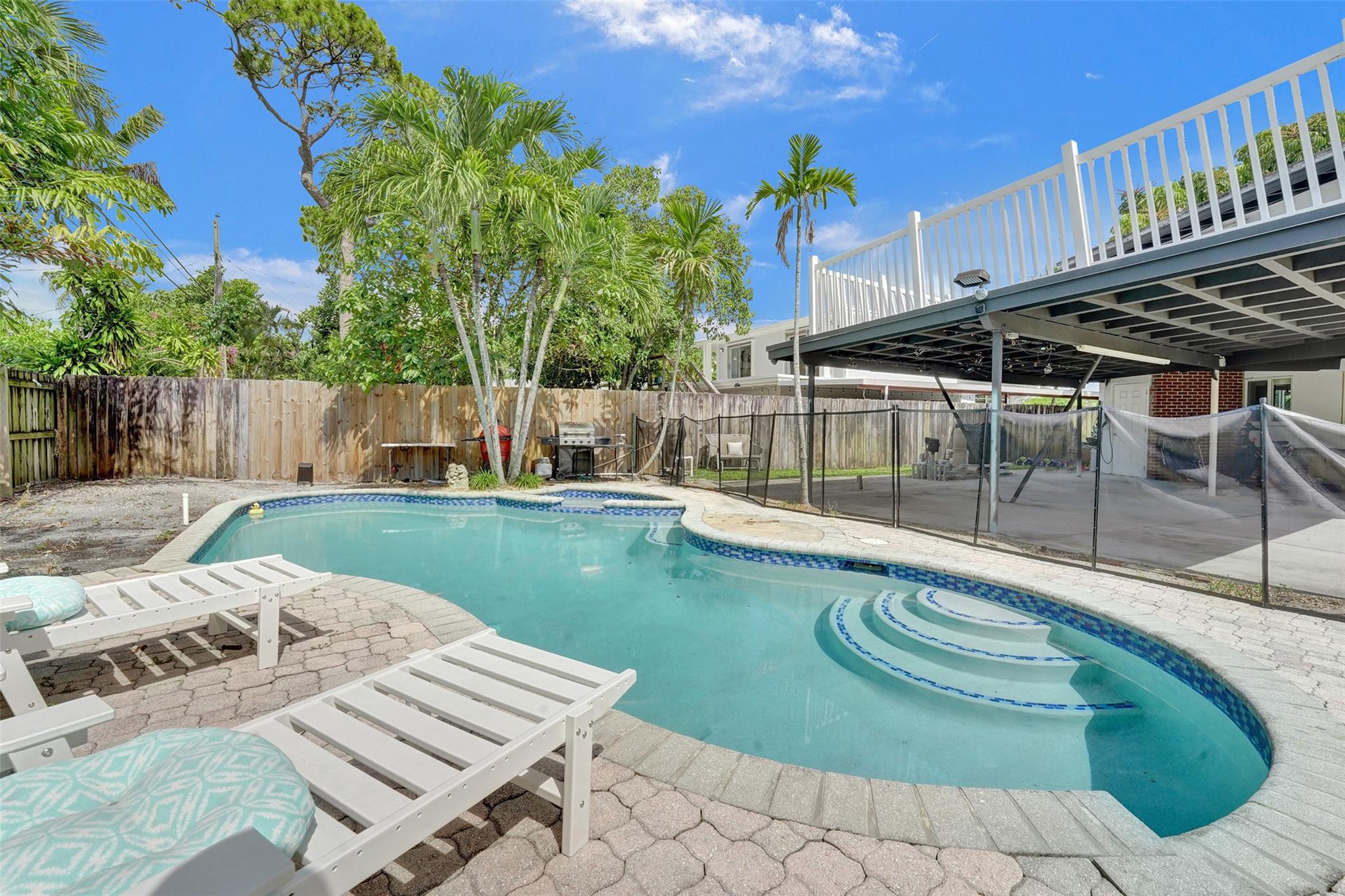2101 Sw 33rd Avenue Property Photo 5