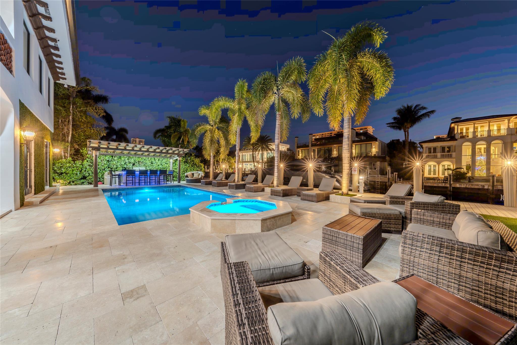 2430 Castilla Isle Property Photo 10
