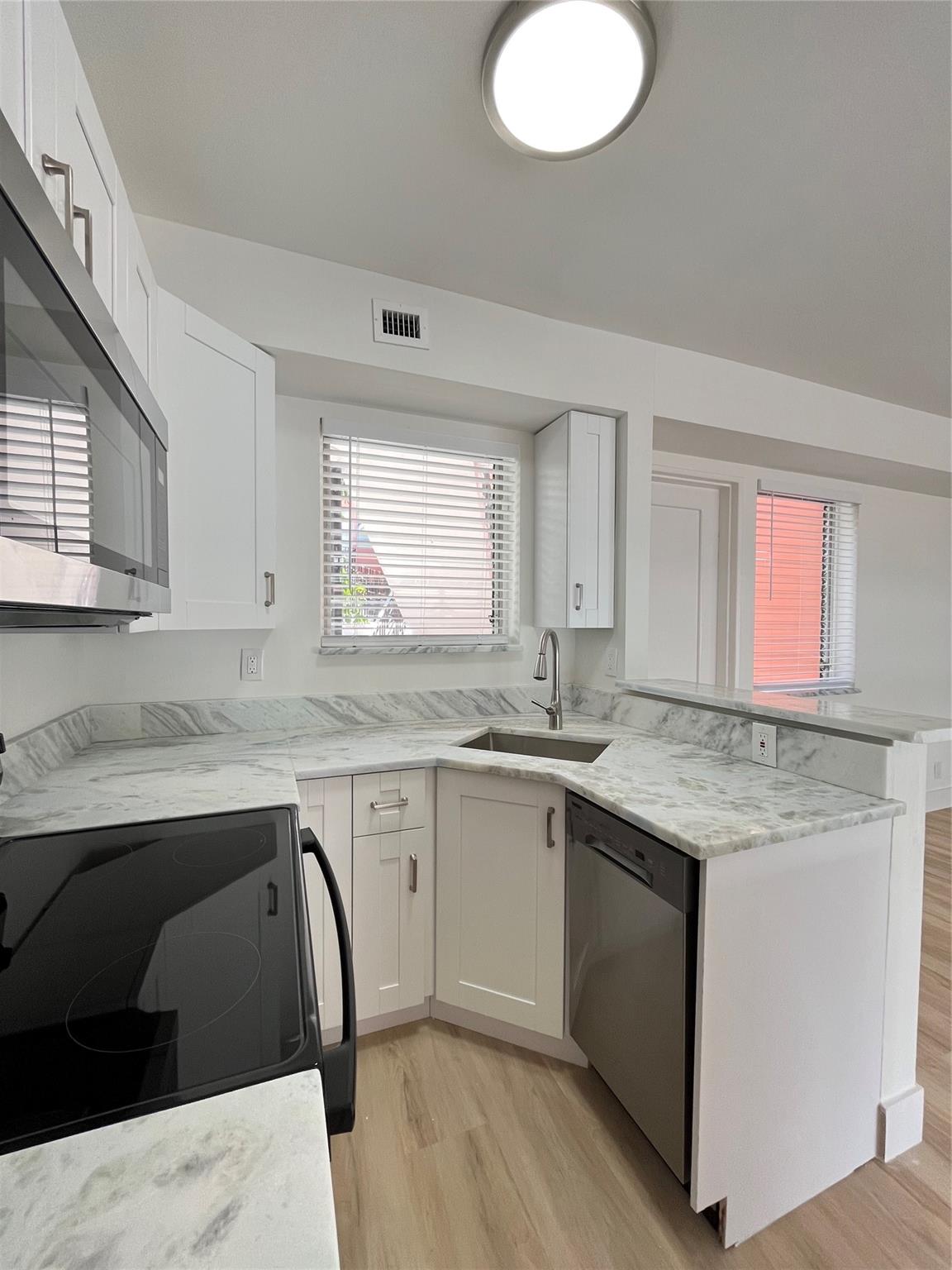 2 Isle Of Venice Drive 5 Property Photo 11