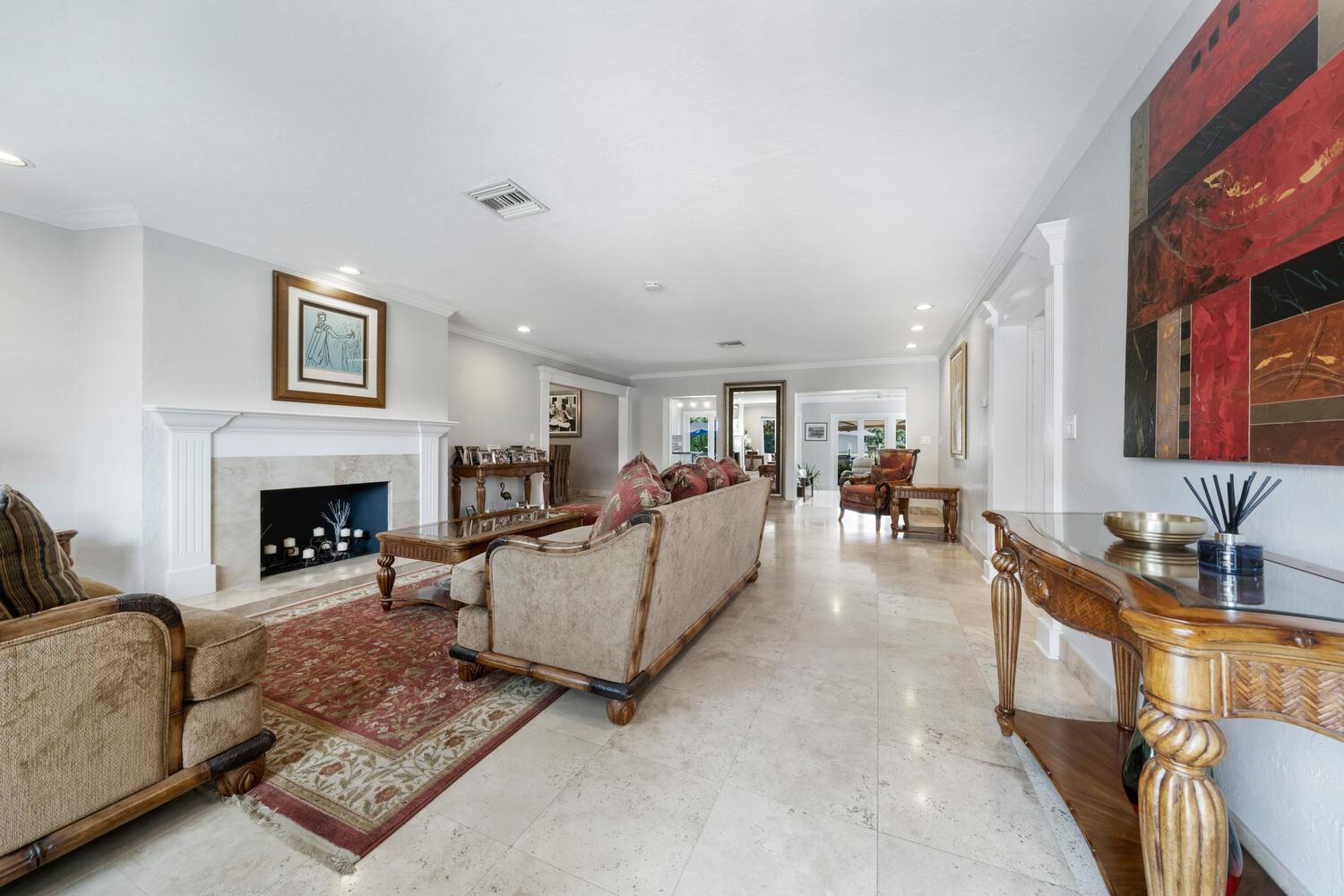 2319 Castilla Isle Property Photo 3