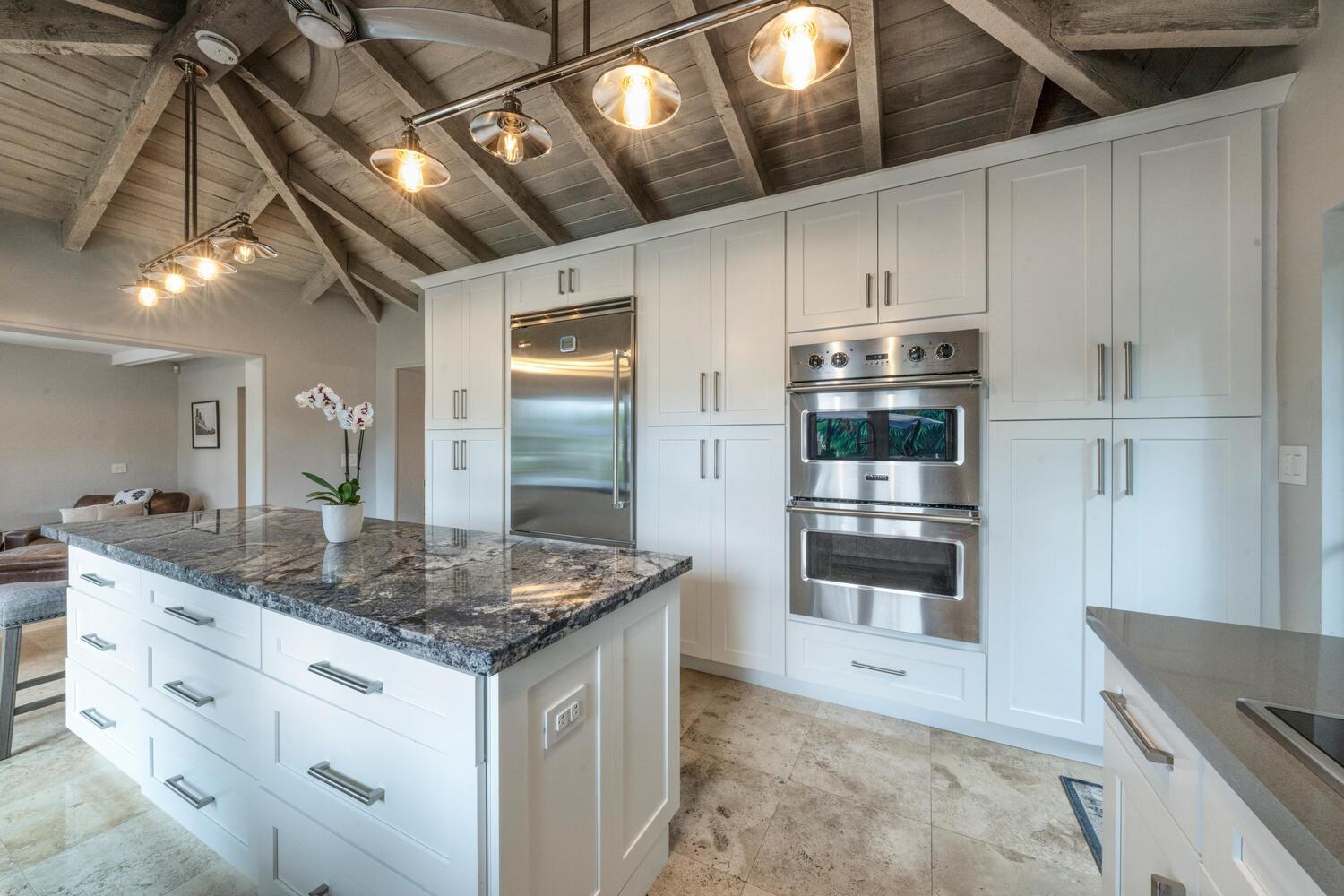 2319 Castilla Isle Property Photo 10