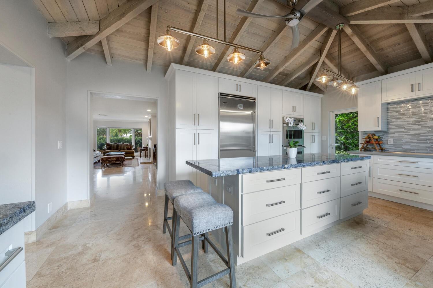 2319 Castilla Isle Property Photo 14