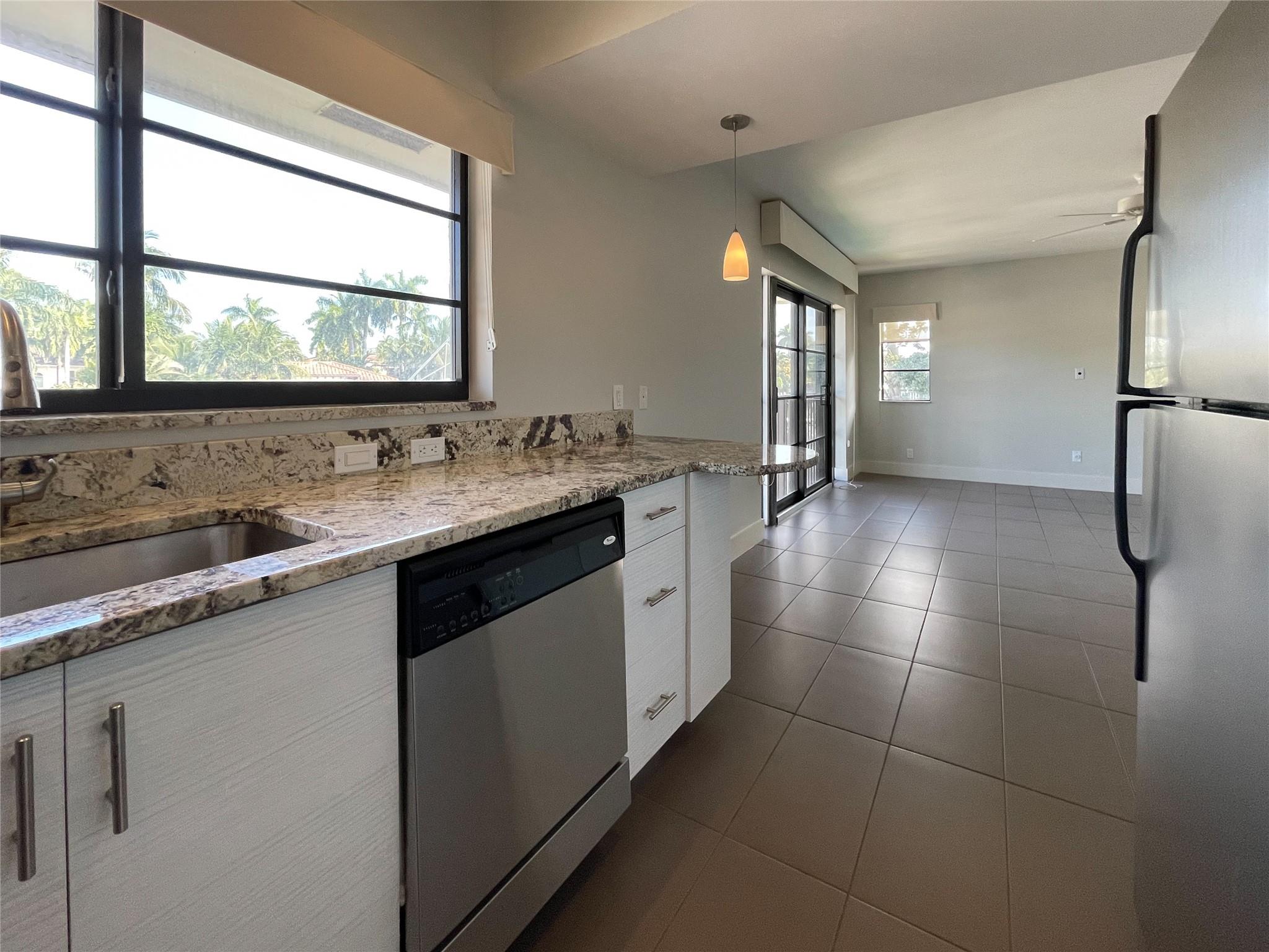64 Isle Of Venice Dr 21 Property Photo 7