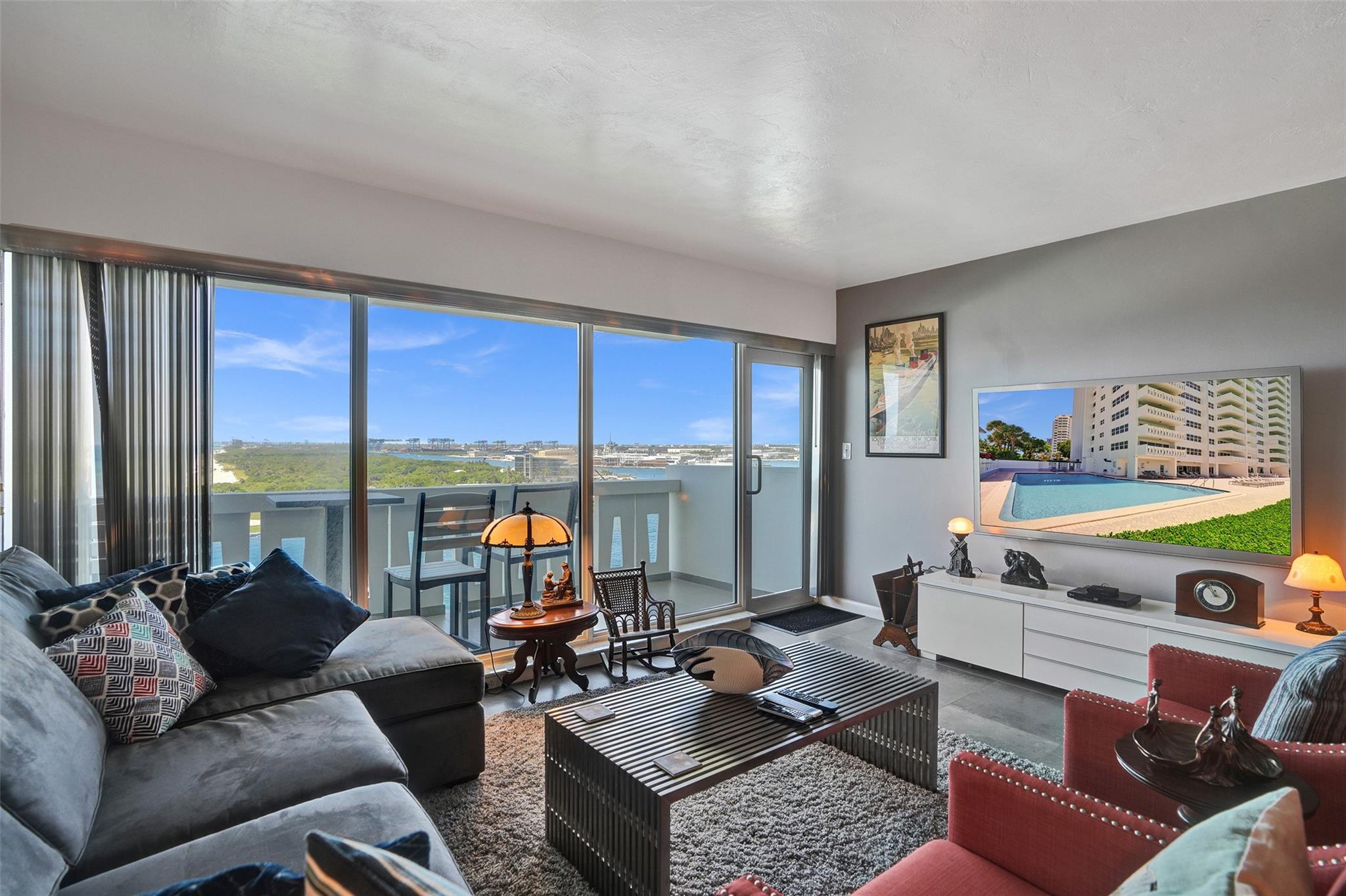 2100 S Ocean Dr 14h Property Photo 5