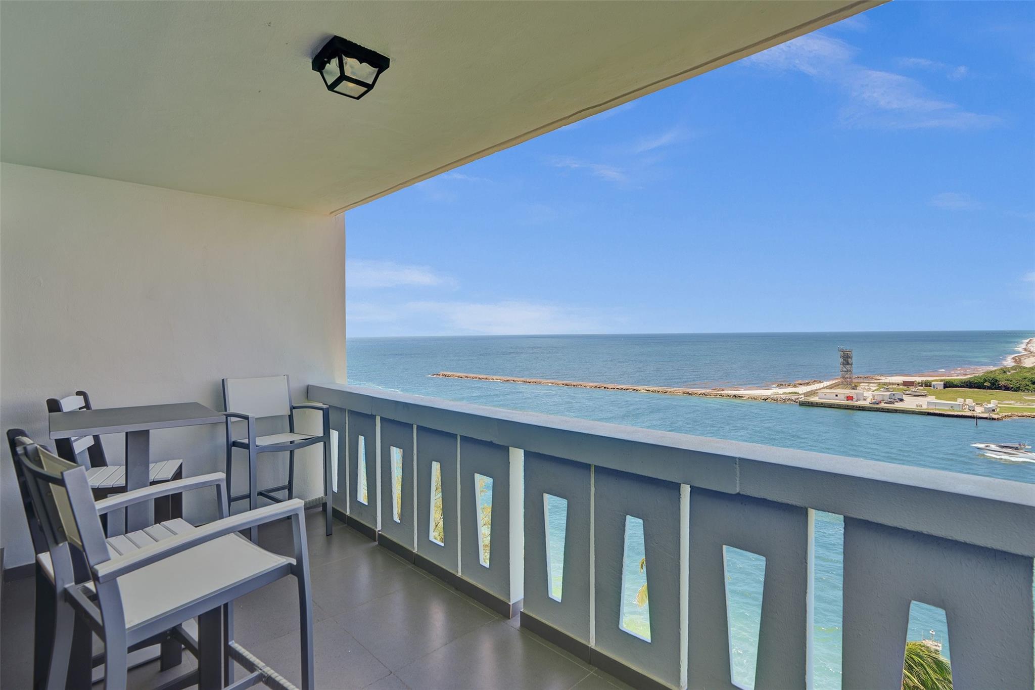2100 S Ocean Dr 14h Property Photo 8