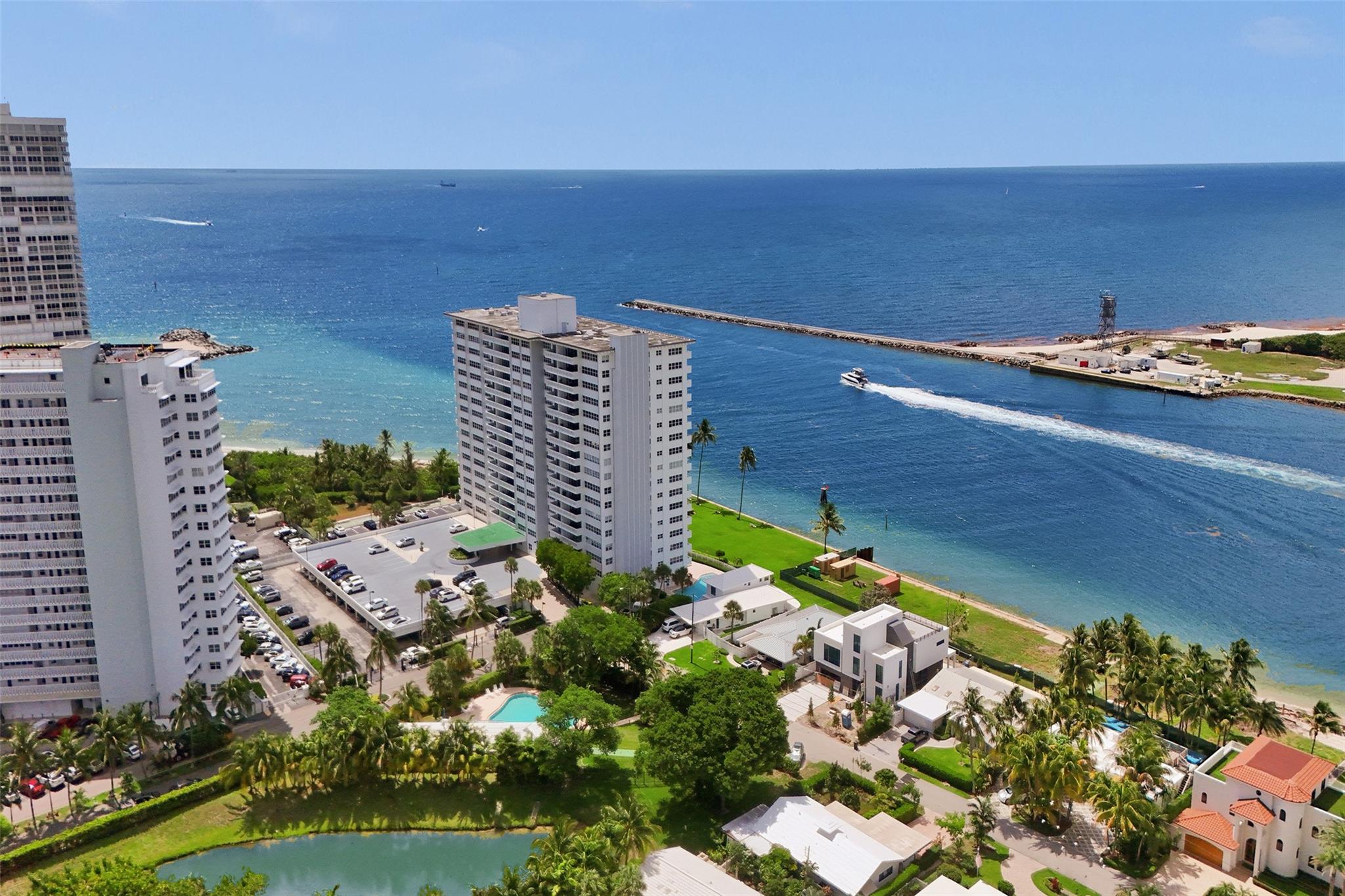 2100 S Ocean Dr 14h Property Photo 34