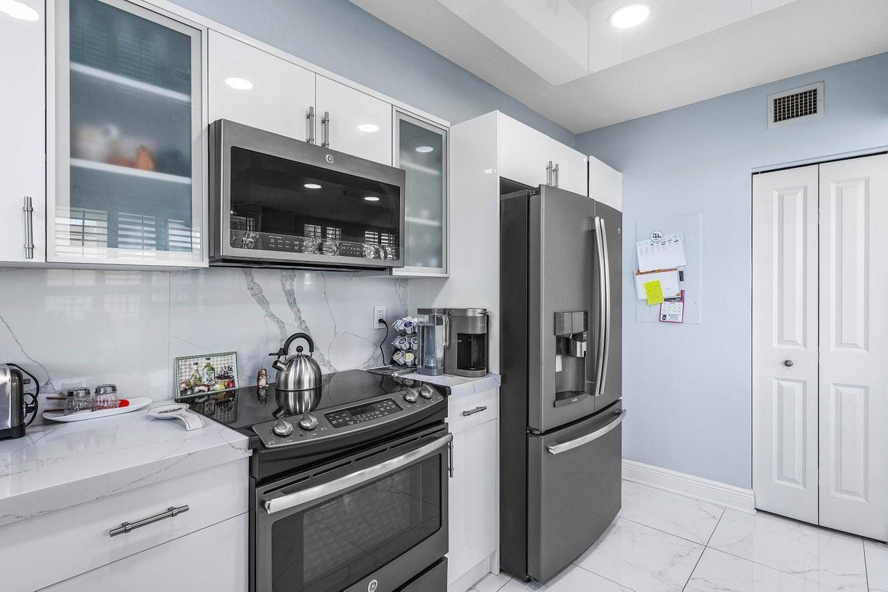 610 W Las Olas Blvd 517 Property Photo 20