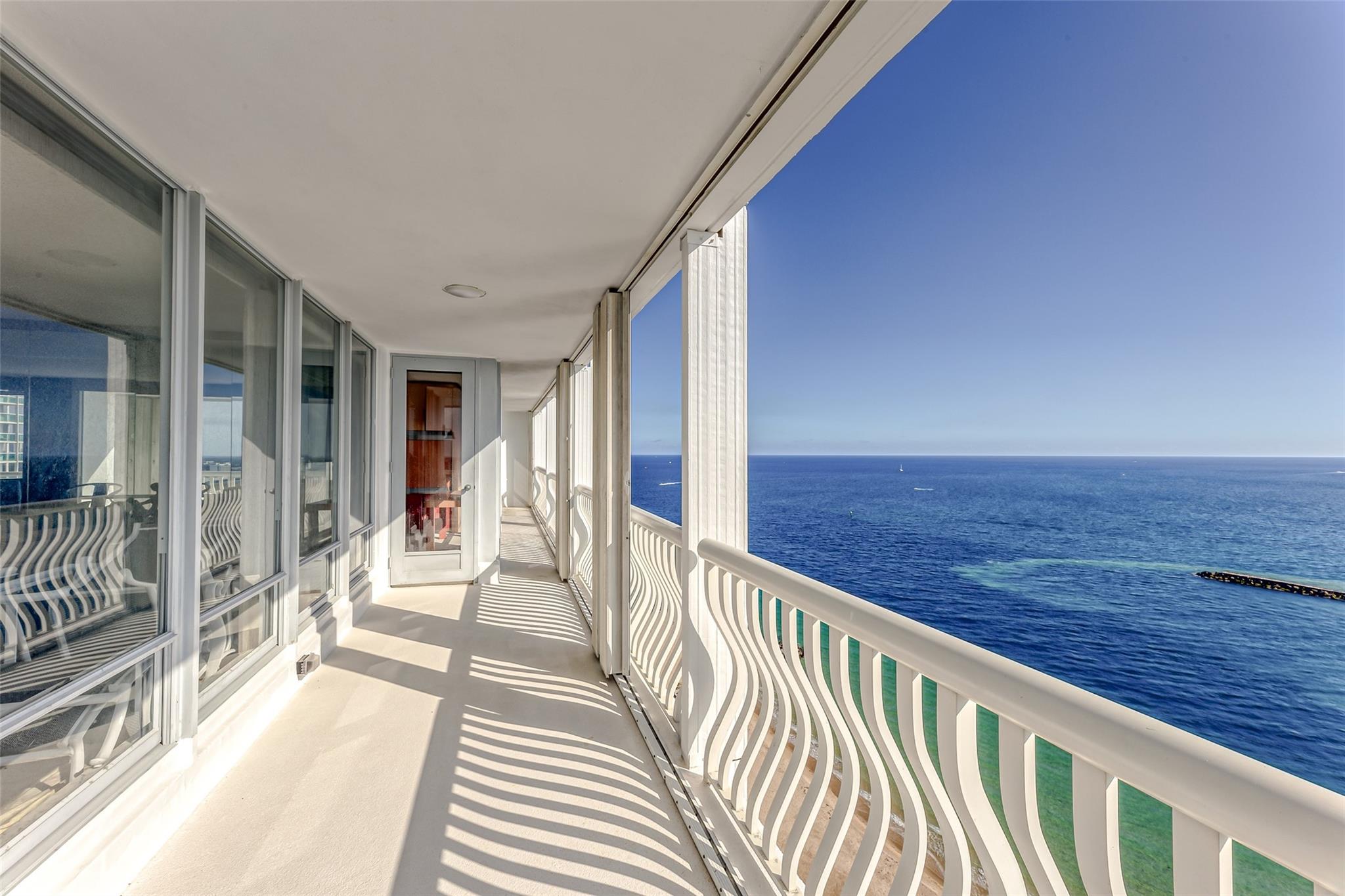 2200 S Ocean Ln 2202 Property Photo 15