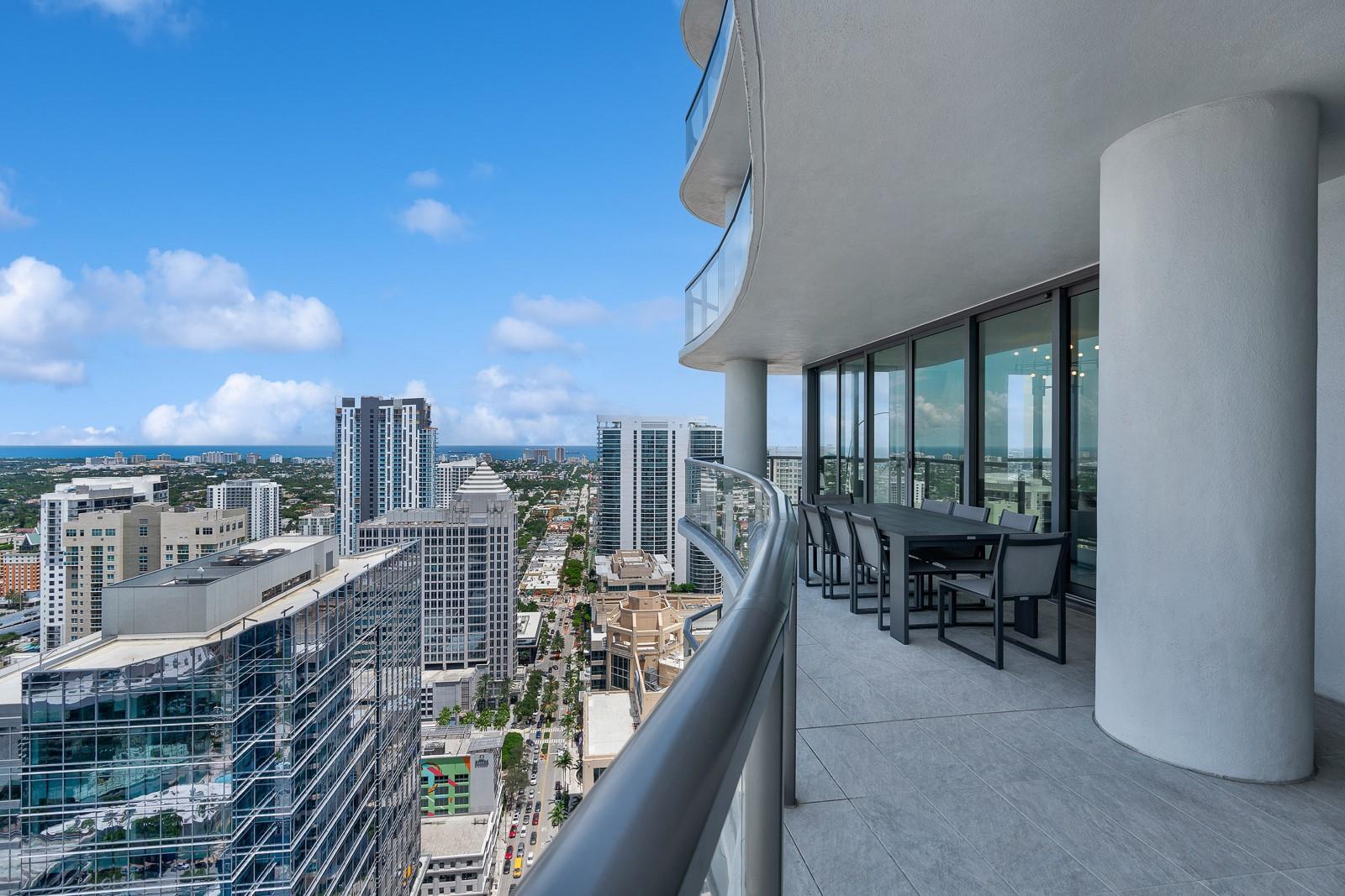 100 E Las Olas Blvd 4001 Property Photo 2