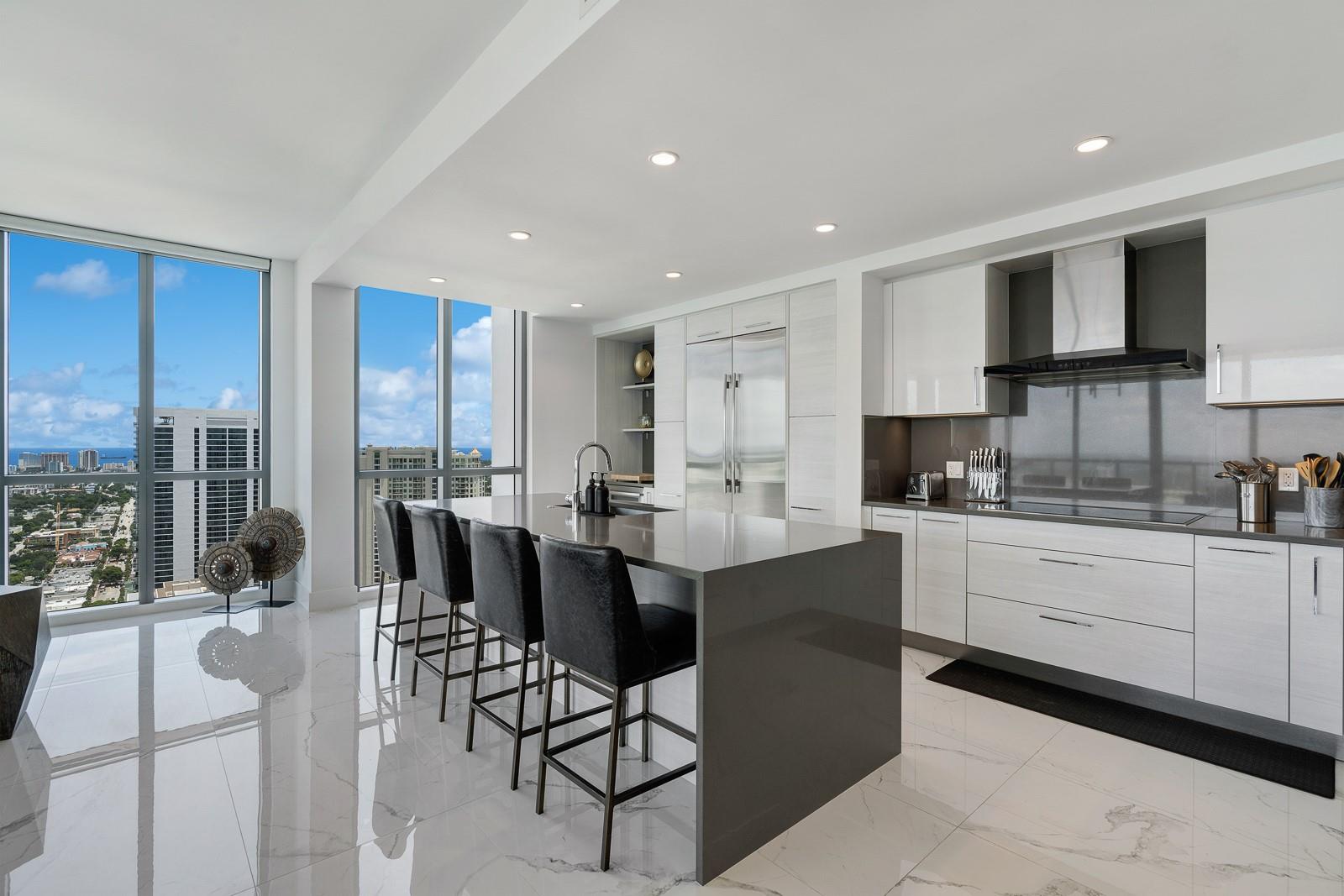 100 E Las Olas Blvd 4001 Property Photo 17