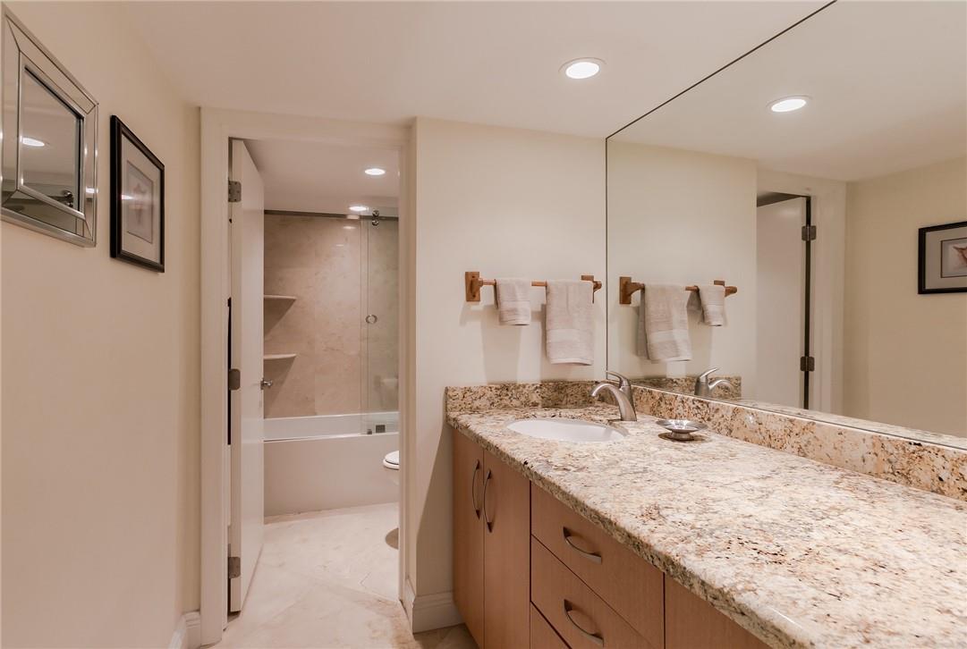1 Las Olas Circle 712 Property Photo 32