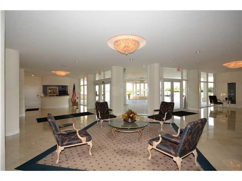 1 Las Olas Circle 712 Property Photo 52