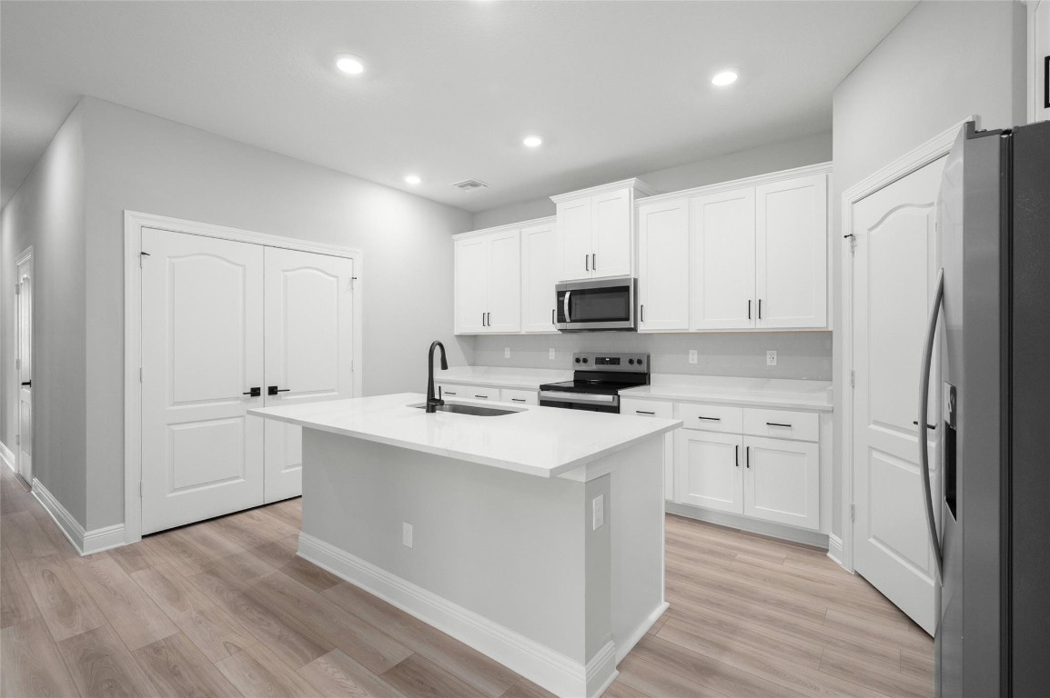 1822 Gaiety Way Property Photo 3