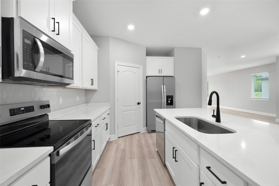 1822 Gaiety Way Property Photo 4