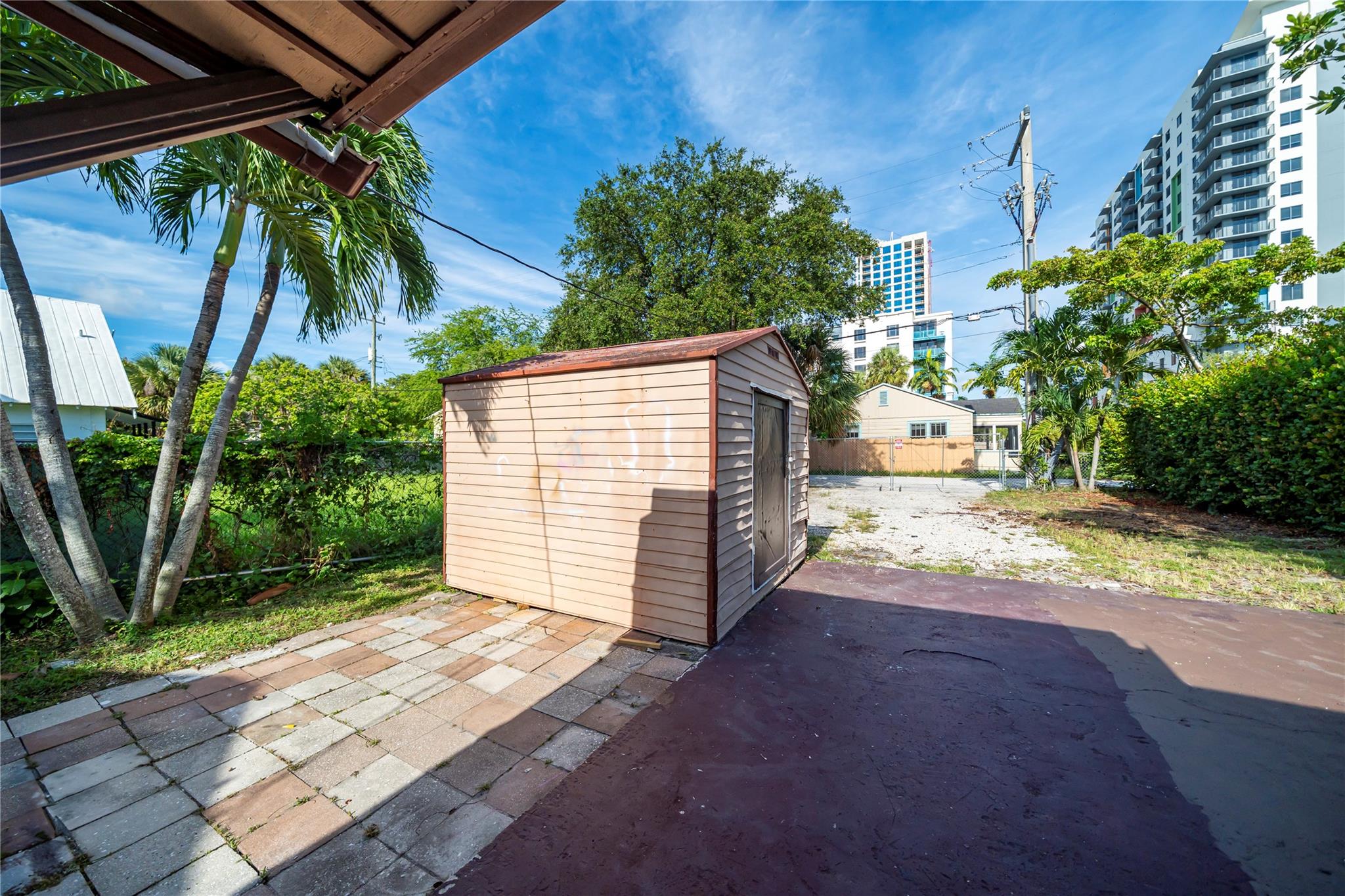 549 Ne 2nd Ave Property Photo 20